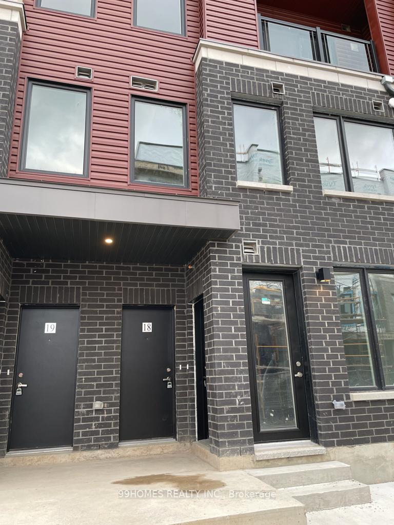 Photo 1 of Unit 17, 3429 Ridgeway Drive, Mississauga, Erin Mills — HOMEH