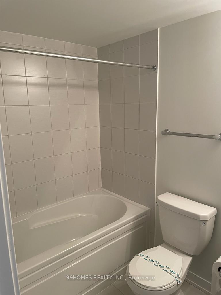 Photo 7 of Unit 17, 3429 Ridgeway Drive, Mississauga, Erin Mills — HOMEH