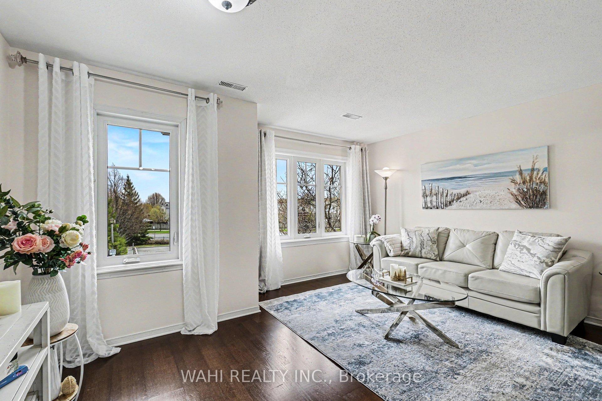 Photo 6 of Unit 7, 155 Windswept Private, Ottawa, Riverside South/Gloucester Glen — HOMEH