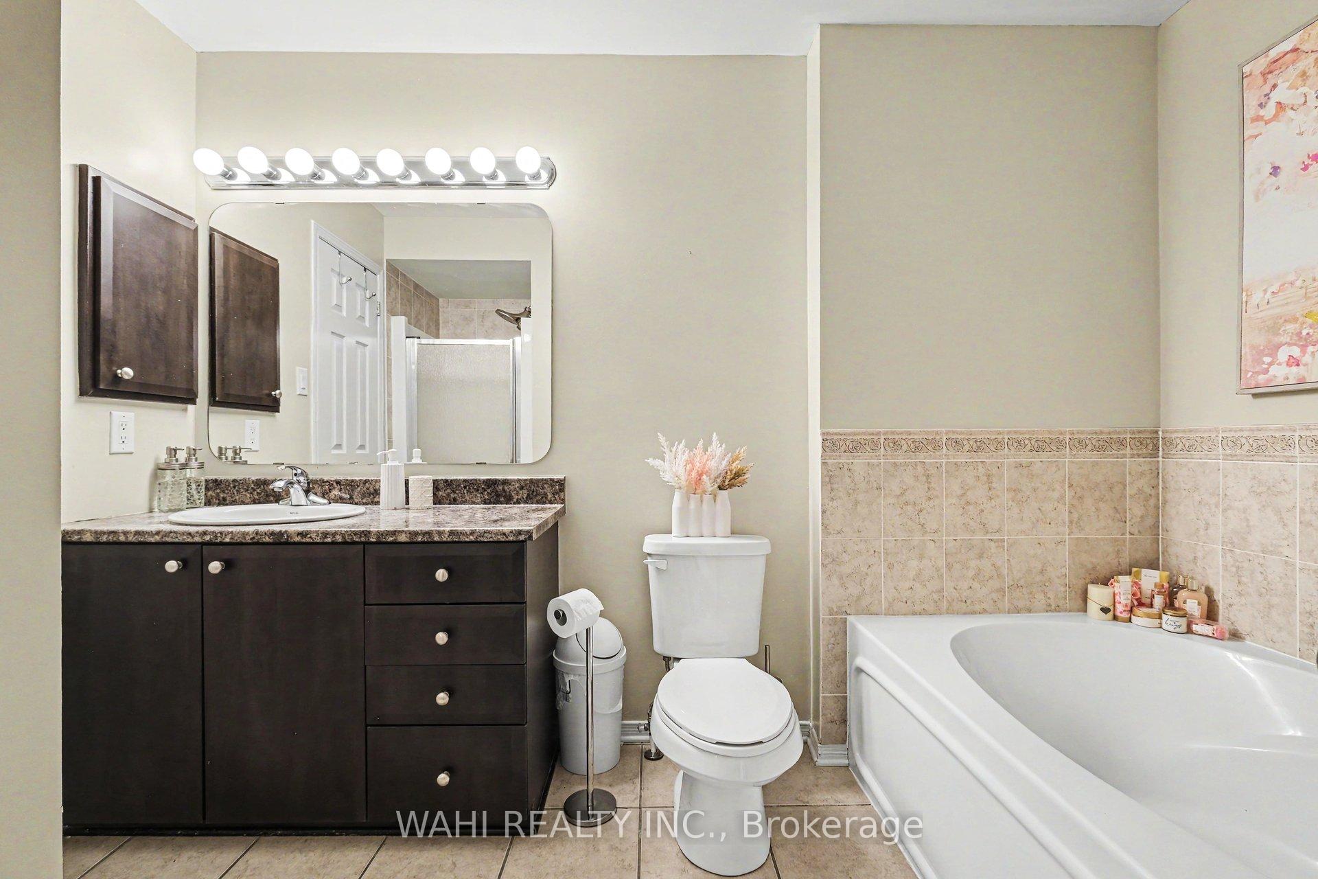Photo 17 of Unit 7, 155 Windswept Private, Ottawa, Riverside South/Gloucester Glen — HOMEH