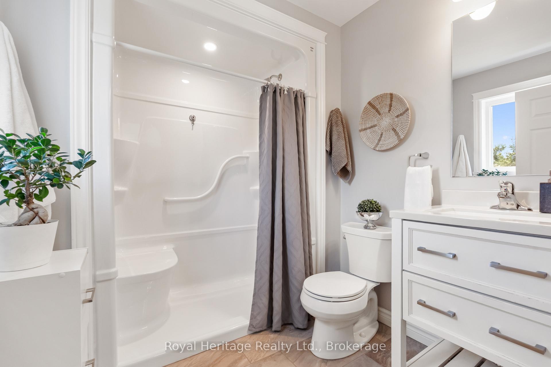 Photo 19 of 38 Clifford Drive, Kawartha Lakes, Verulam — HOMEH