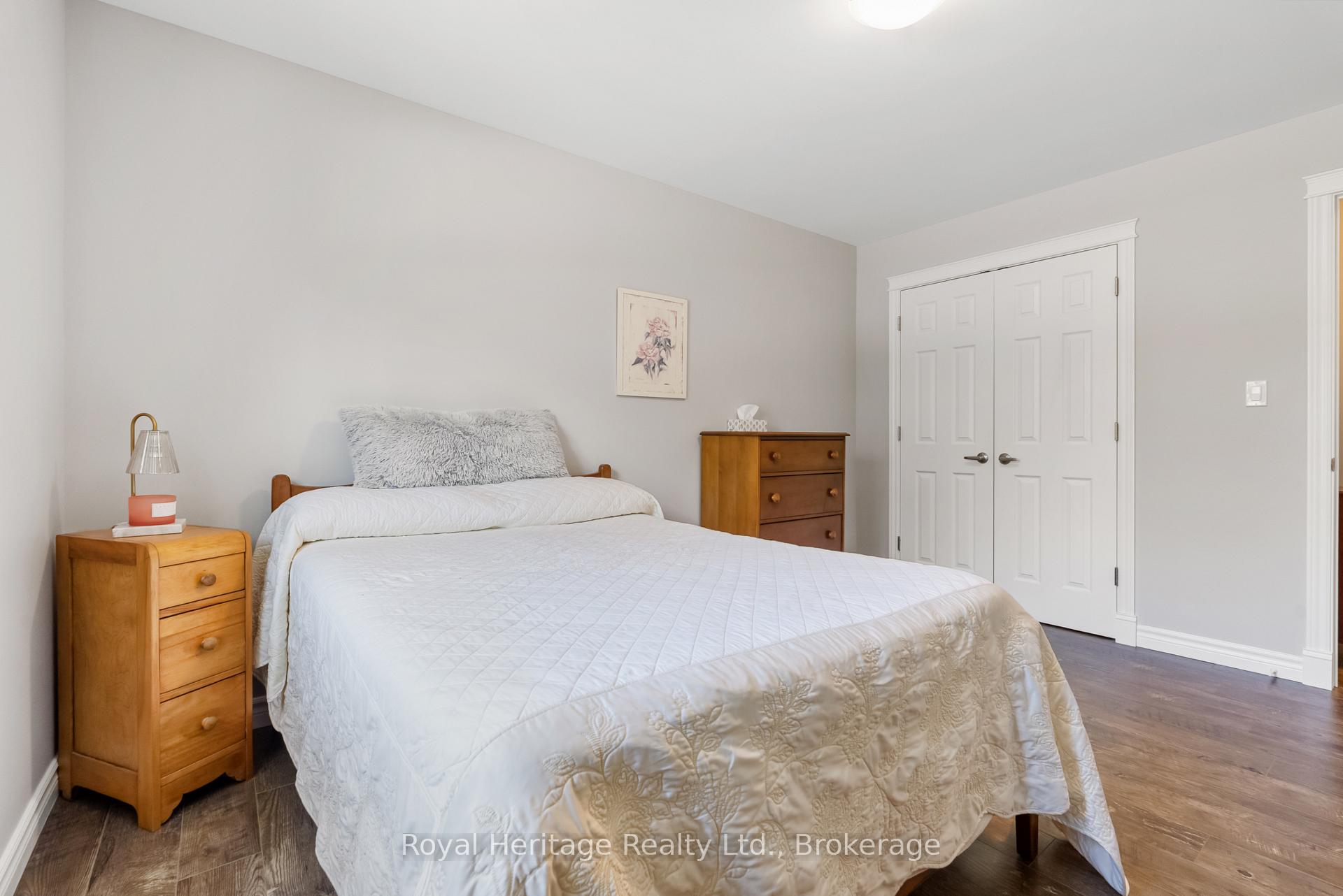 Photo 21 of 38 Clifford Drive, Kawartha Lakes, Verulam — HOMEH