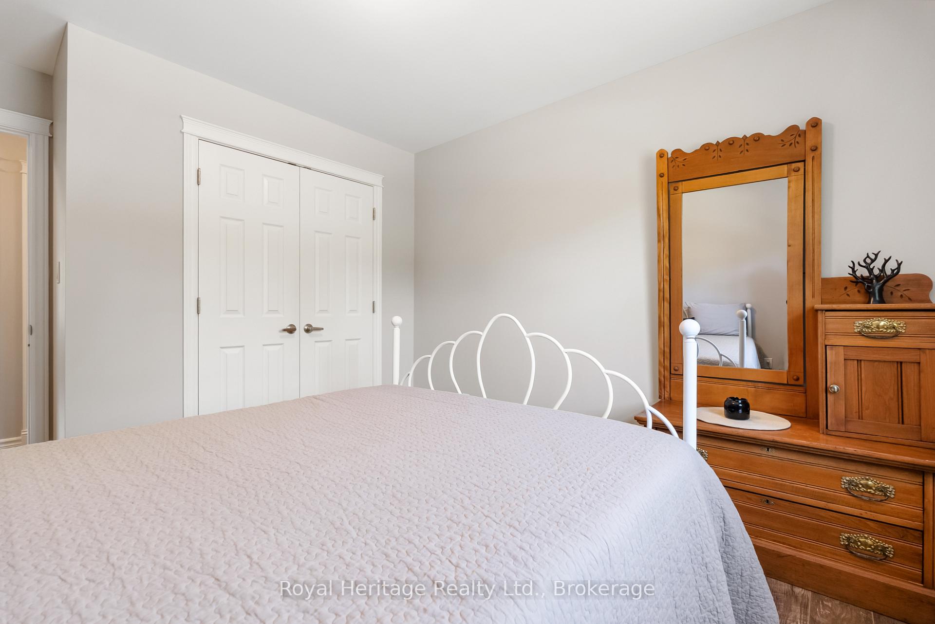 Photo 24 of 38 Clifford Drive, Kawartha Lakes, Verulam — HOMEH