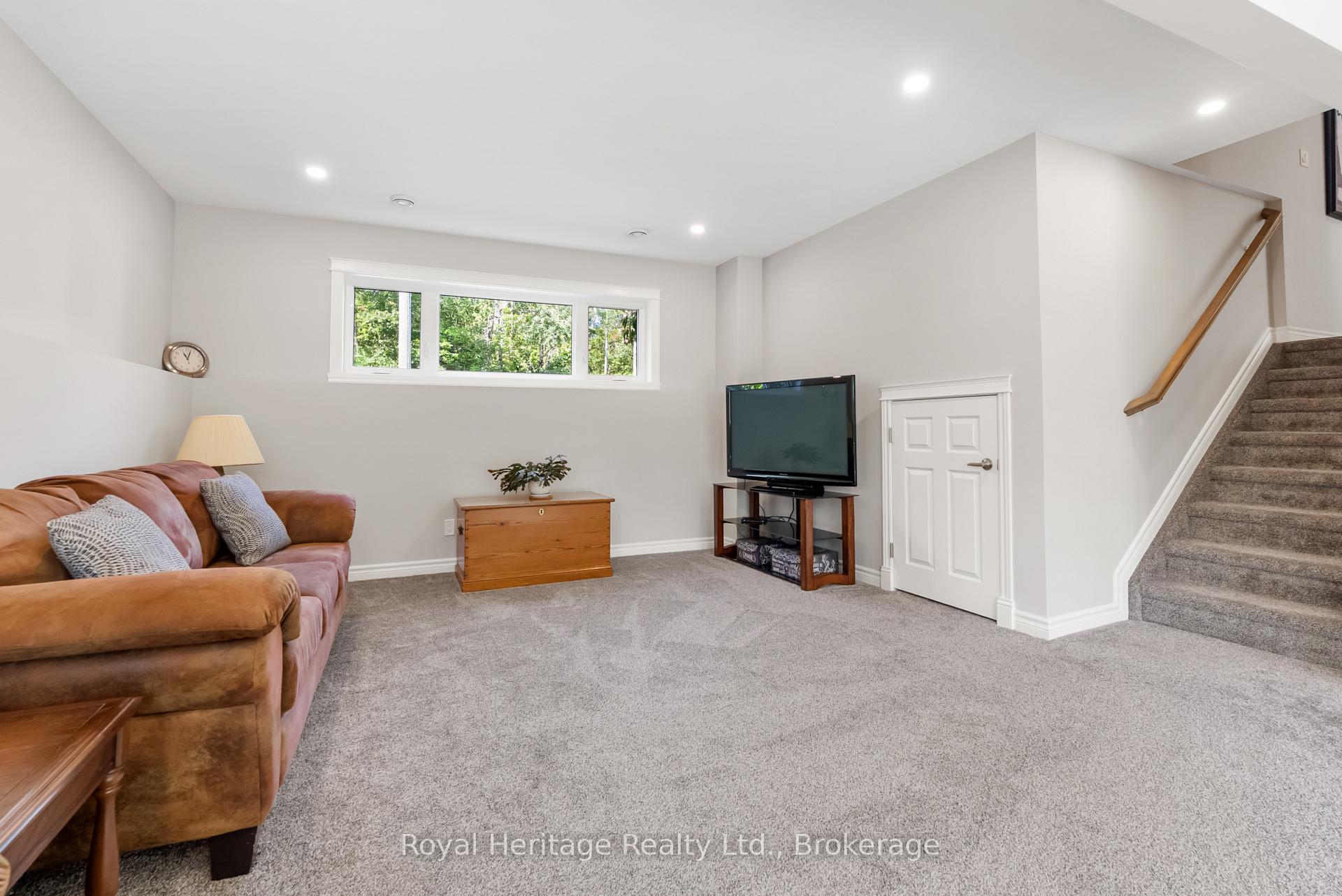 Photo 27 of 38 Clifford Drive, Kawartha Lakes, Verulam — HOMEH
