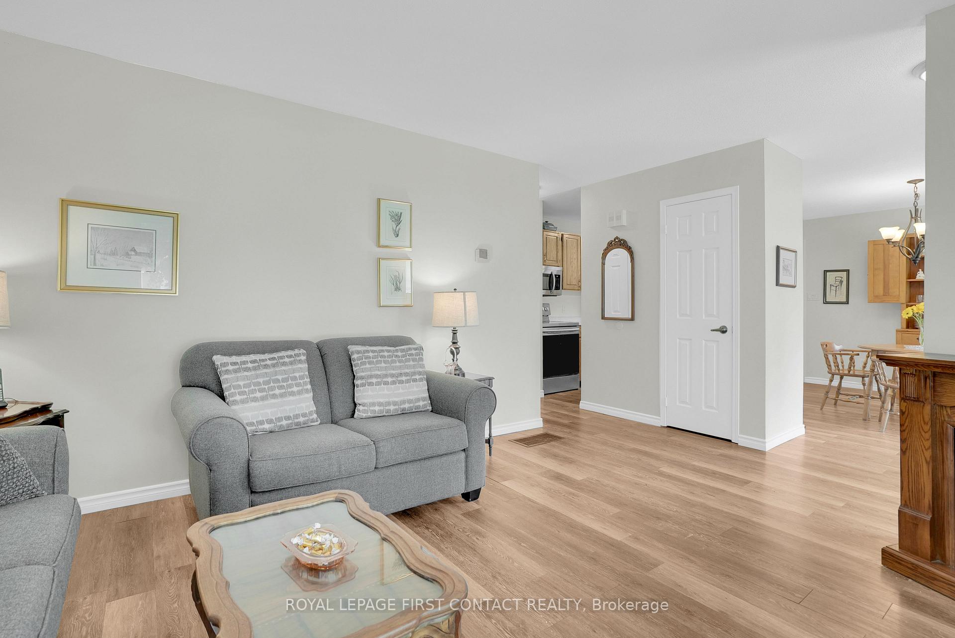 Photo 5 of 214 Point Street, Clearview, Stayner — HOMEH