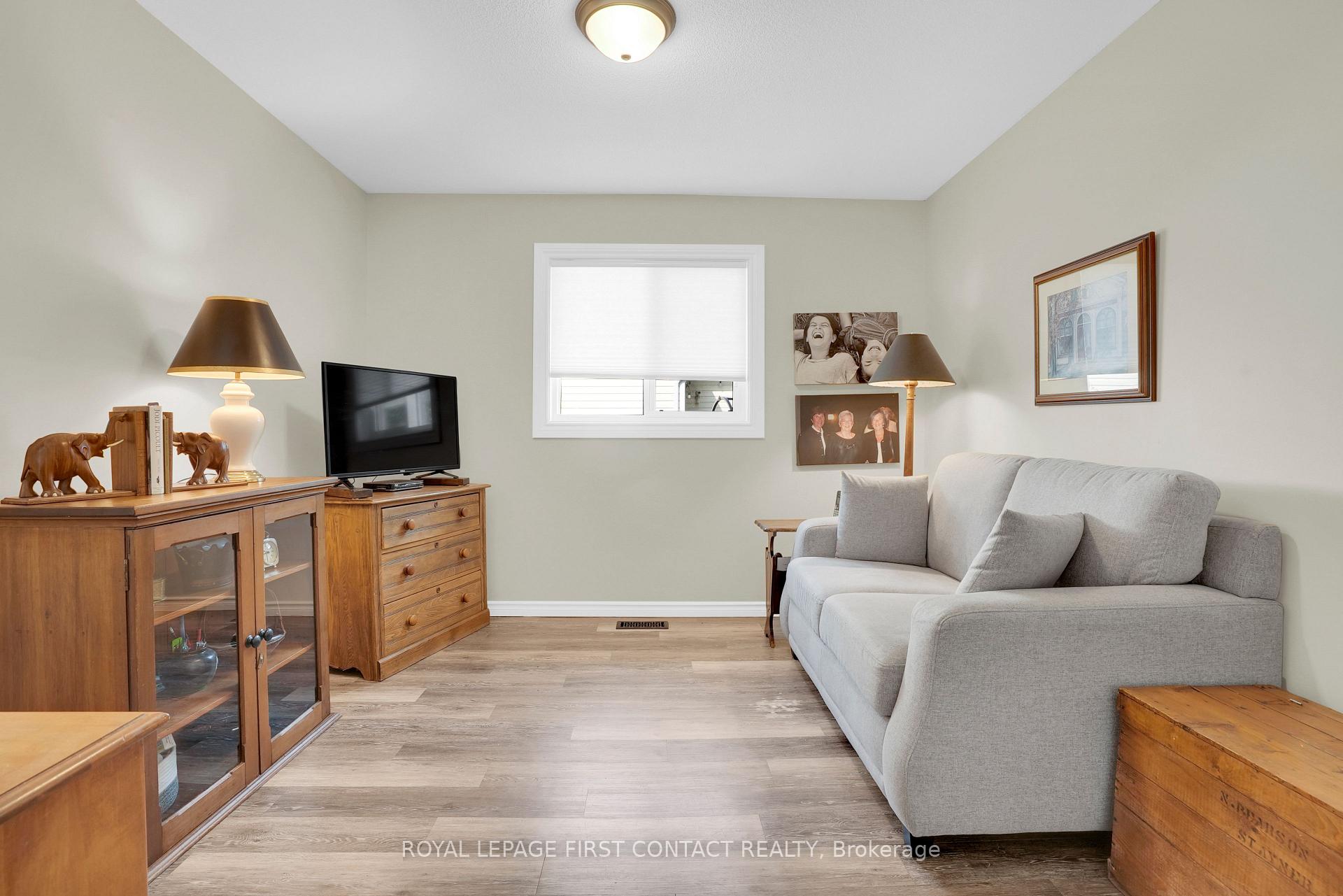 Photo 14 of 214 Point Street, Clearview, Stayner — HOMEH