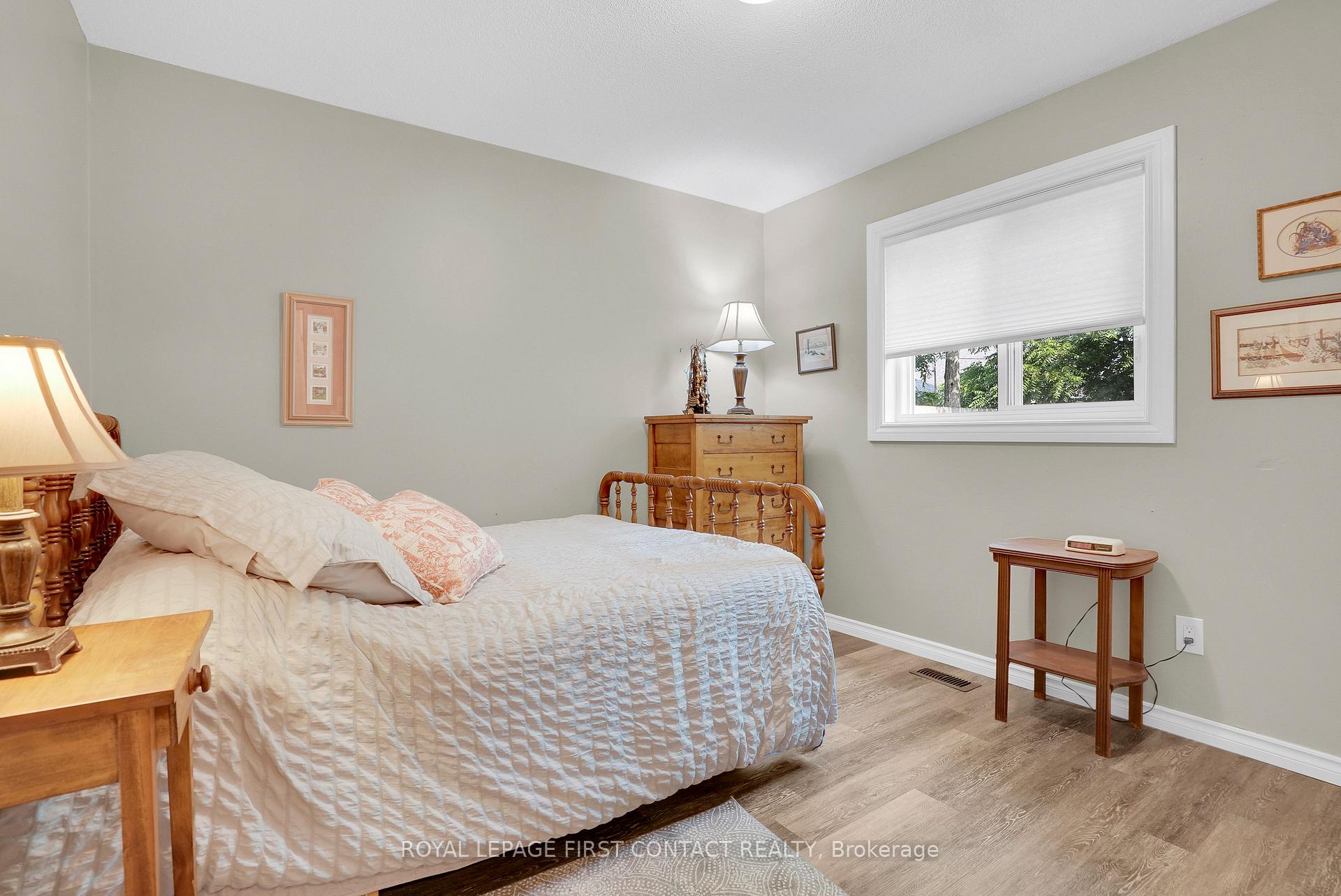 Photo 17 of 214 Point Street, Clearview, Stayner — HOMEH