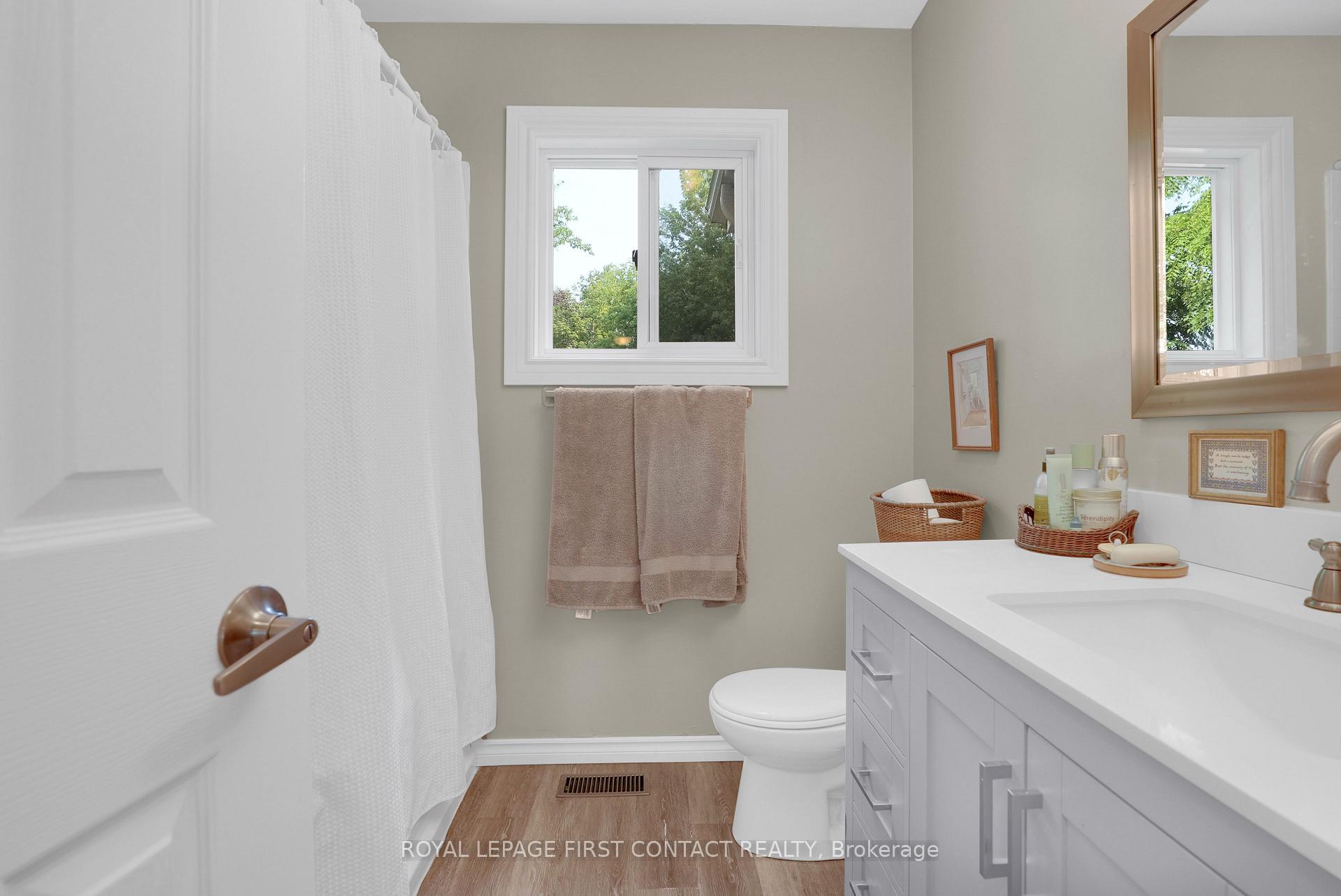 Photo 20 of 214 Point Street, Clearview, Stayner — HOMEH