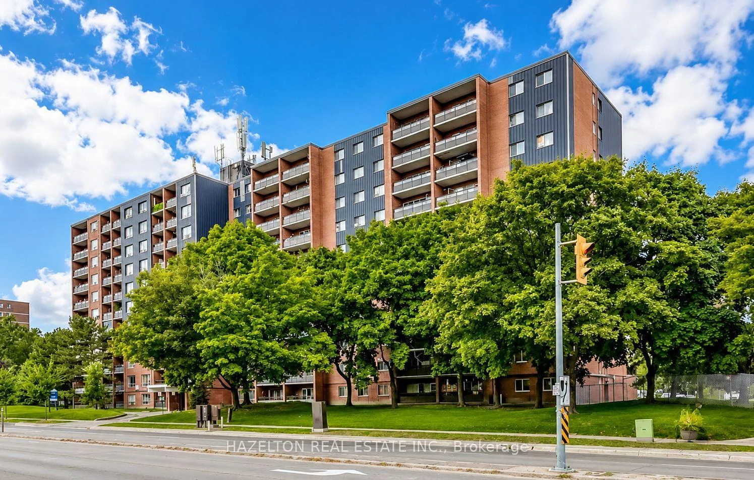Photo 24 of Unit 1015, 1665 Bloor Street E, Mississauga, Applewood — HOMEH