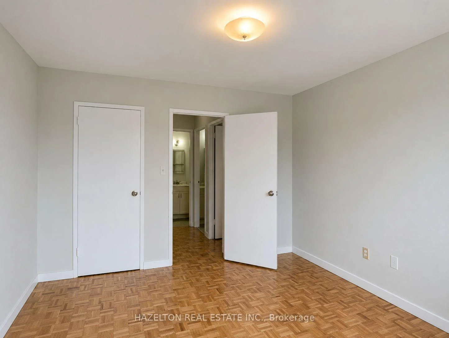 Photo 33 of Unit 1015, 1665 Bloor Street E, Mississauga, Applewood — HOMEH