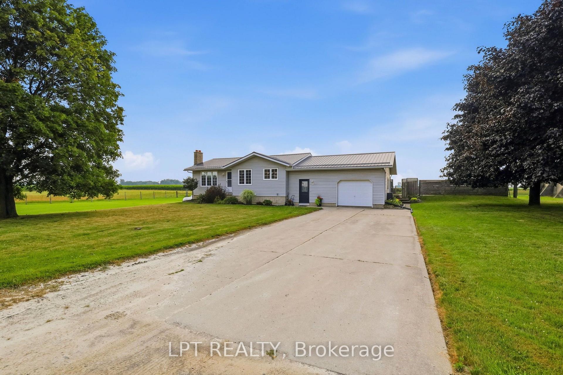 Photo 2 of 22095 Mc Dougall Line, West Elgin, Rural West Elgin — HOMEH