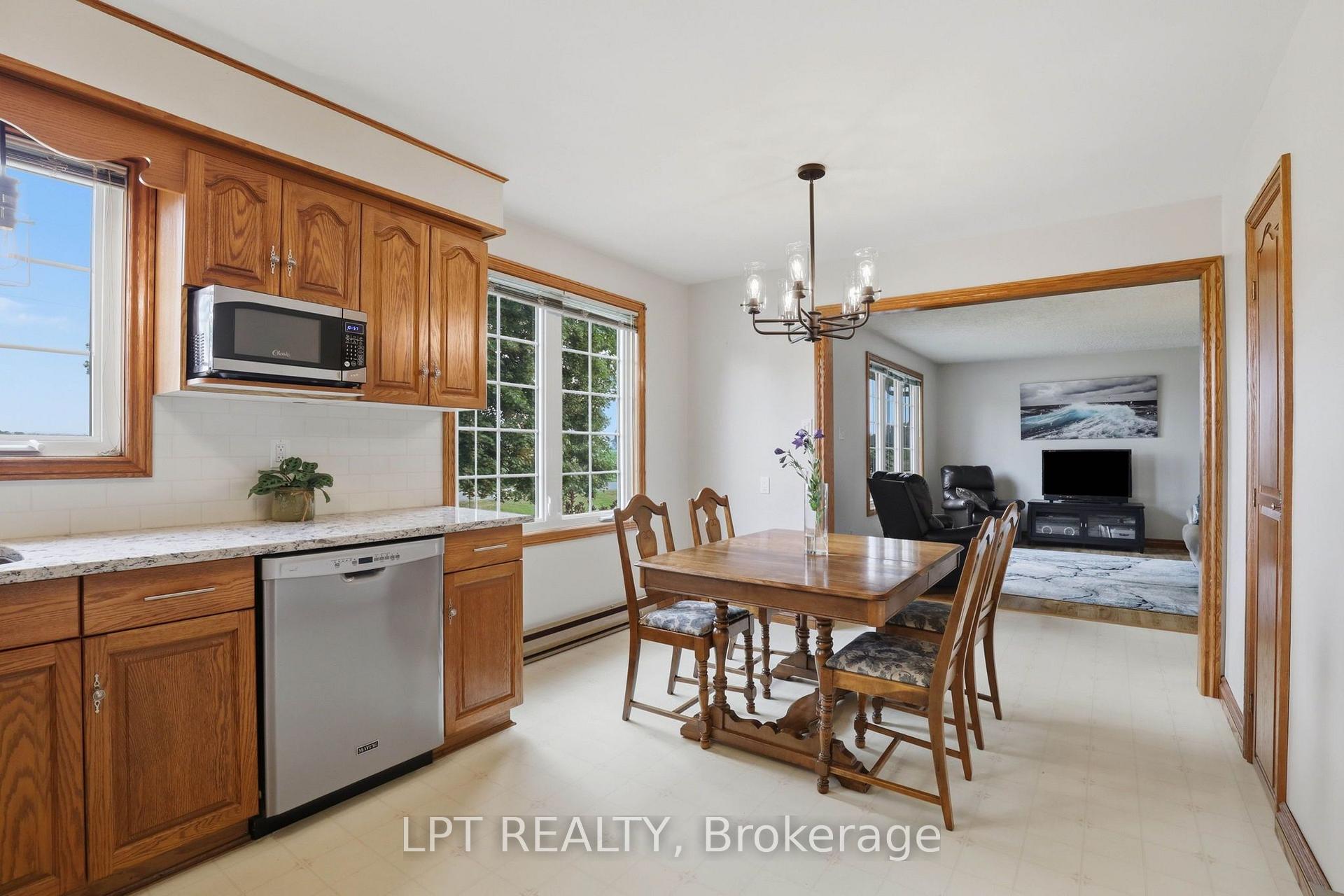Photo 11 of 22095 Mc Dougall Line, West Elgin, Rural West Elgin — HOMEH