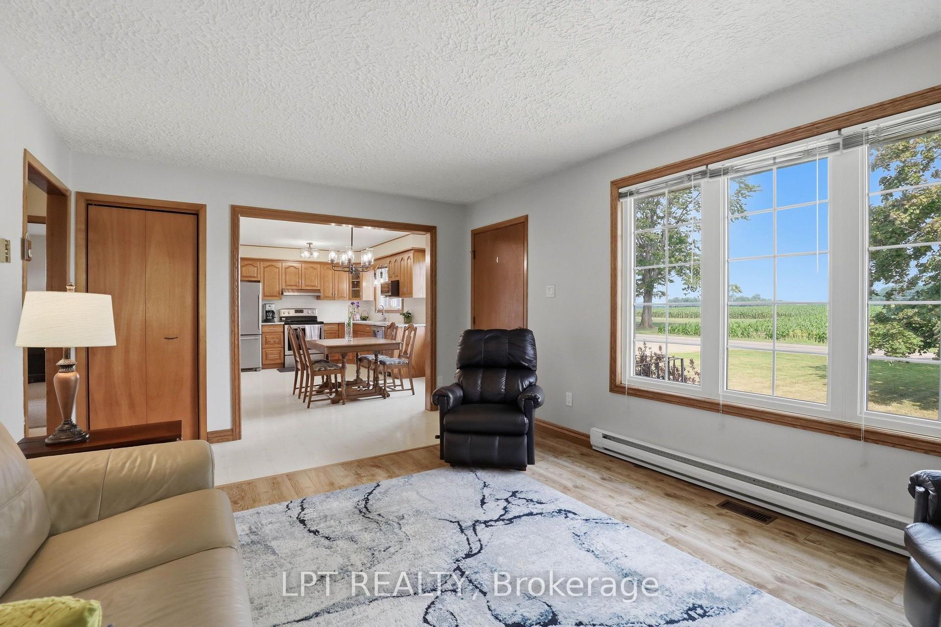 Photo 18 of 22095 Mc Dougall Line, West Elgin, Rural West Elgin — HOMEH