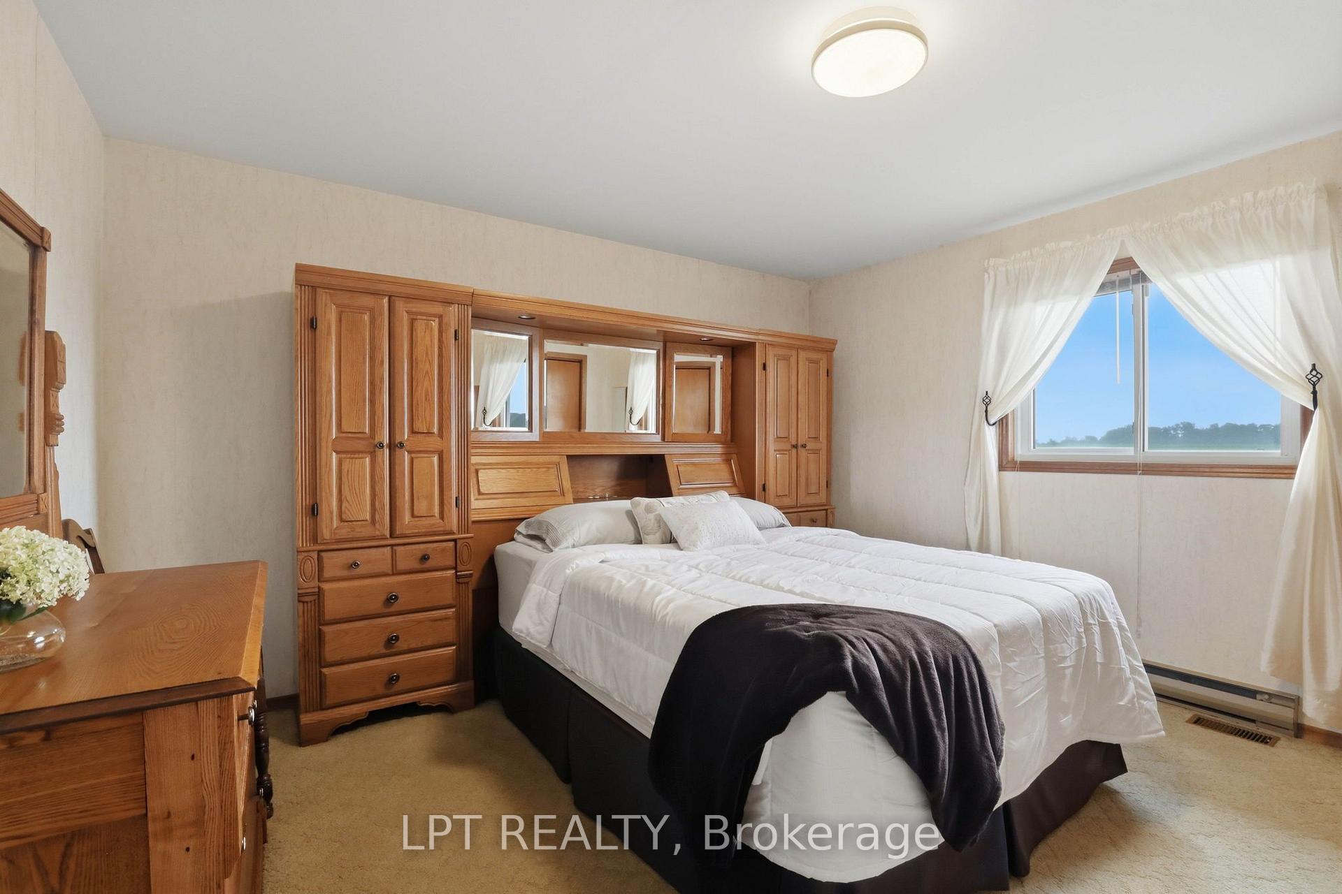 Photo 20 of 22095 Mc Dougall Line, West Elgin, Rural West Elgin — HOMEH