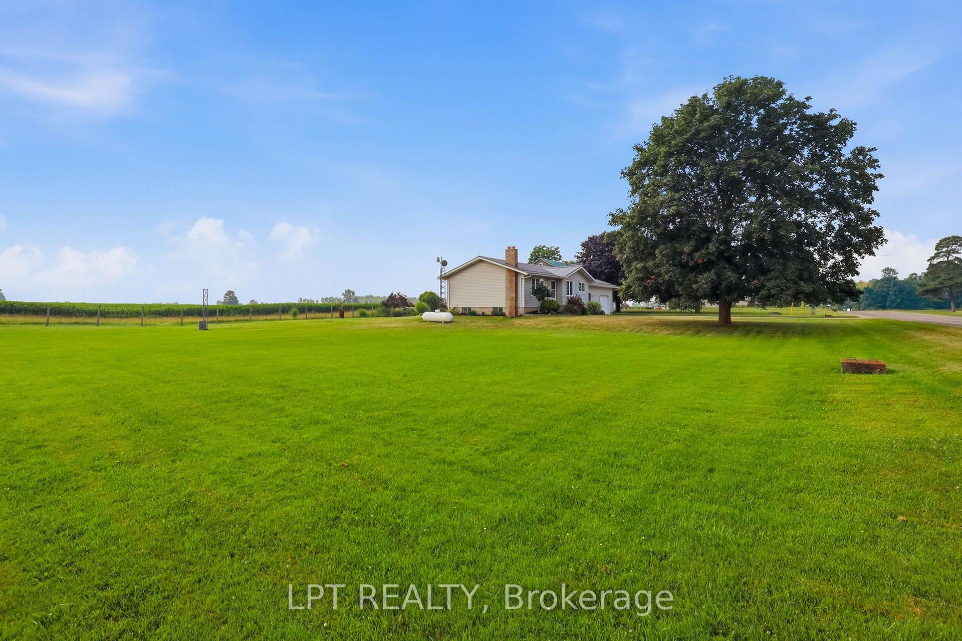 Photo 33 of 22095 Mc Dougall Line, West Elgin, Rural West Elgin — HOMEH