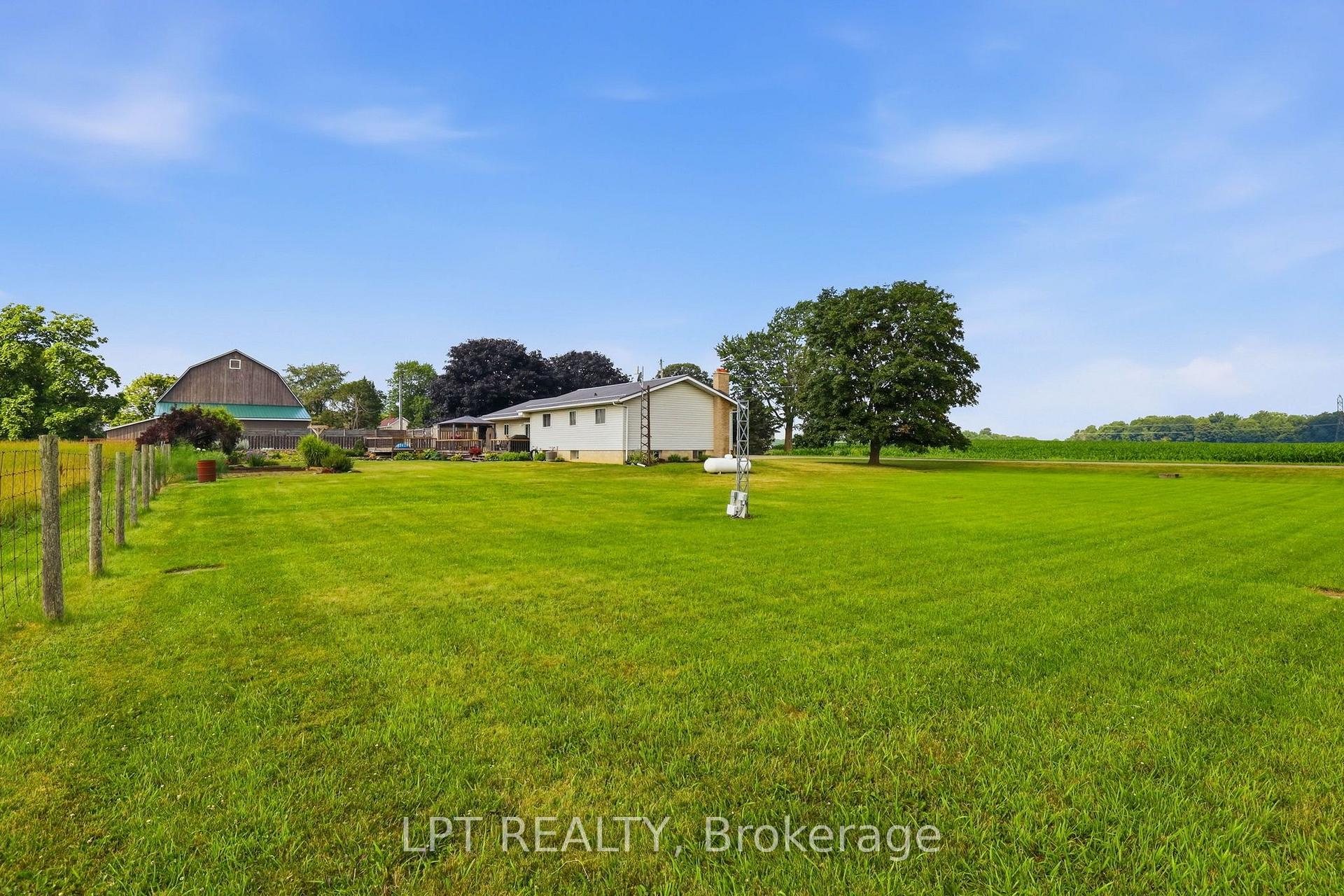 Photo 34 of 22095 Mc Dougall Line, West Elgin, Rural West Elgin — HOMEH