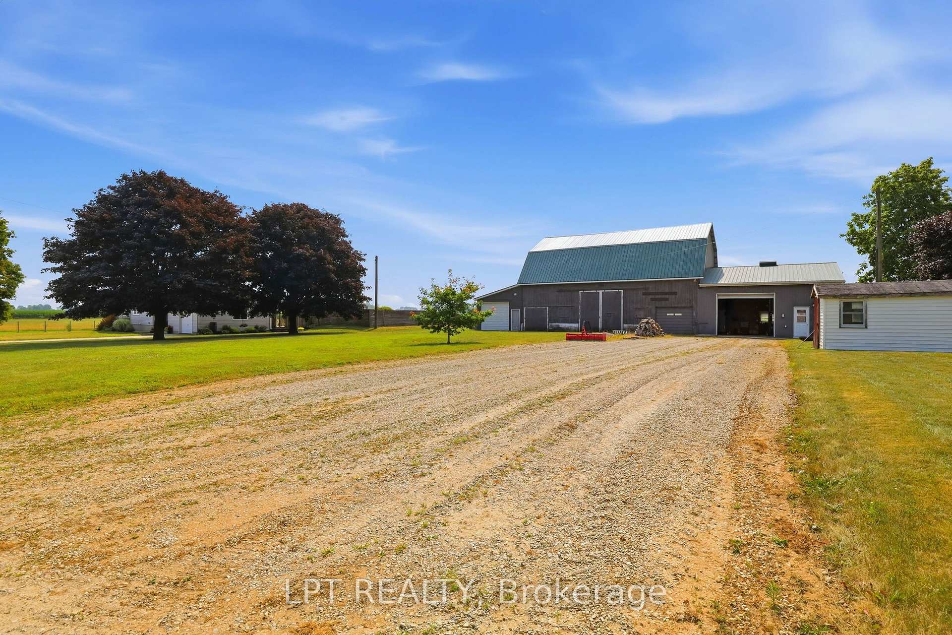 Photo 36 of 22095 Mc Dougall Line, West Elgin, Rural West Elgin — HOMEH