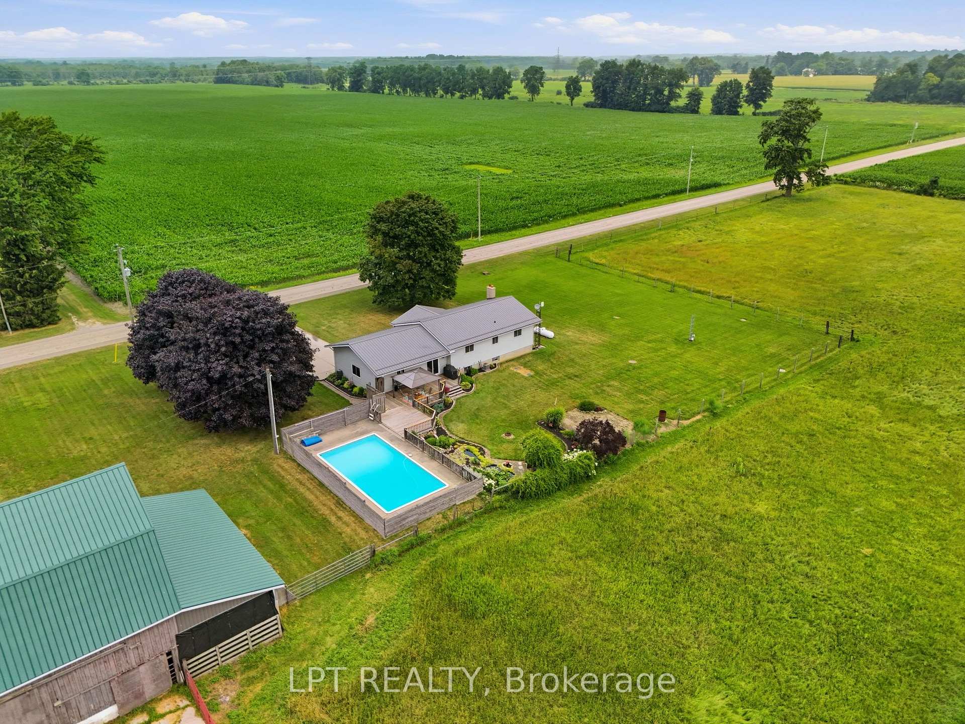 Photo 47 of 22095 Mc Dougall Line, West Elgin, Rural West Elgin — HOMEH