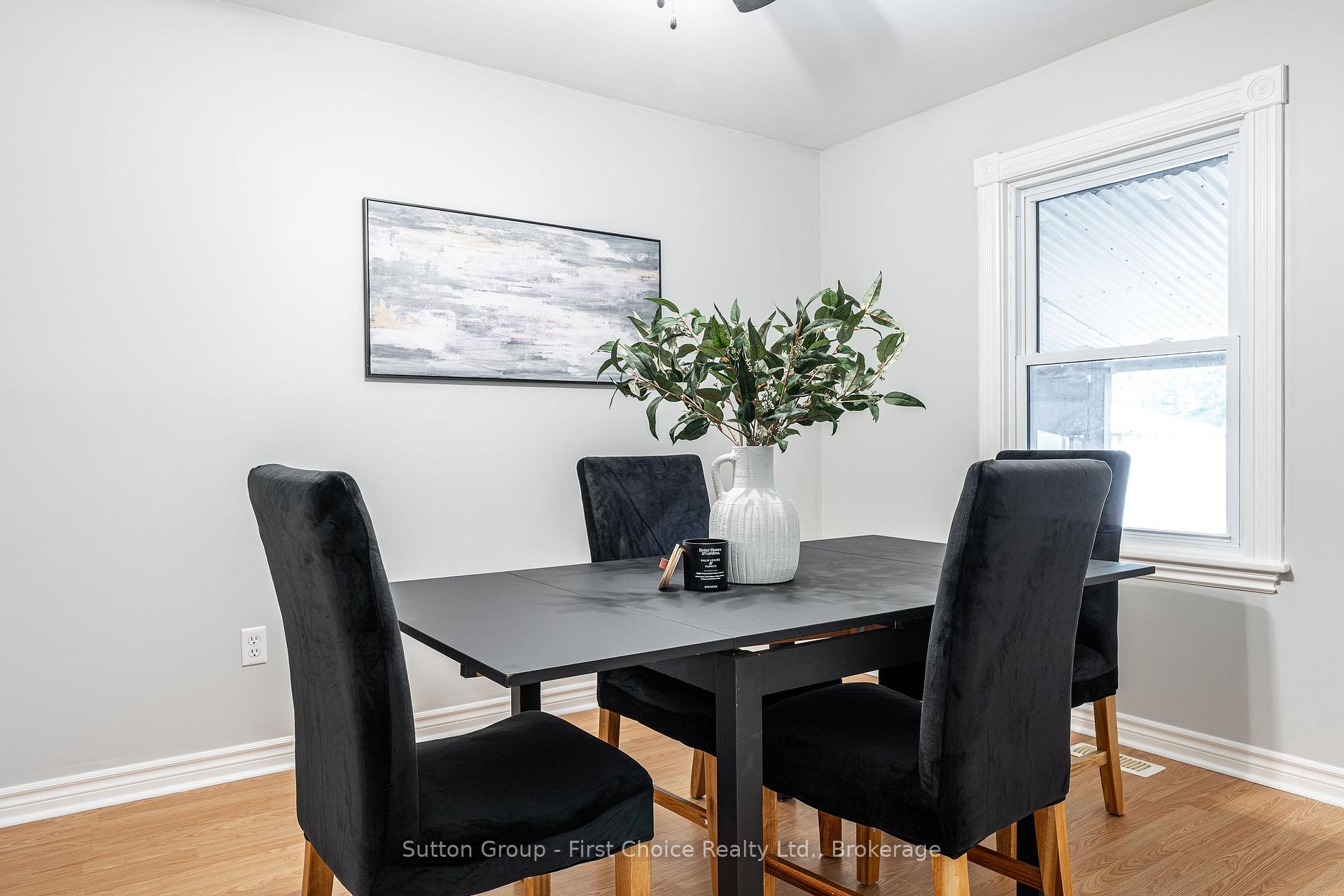 Photo 10 of 97 Brydges Street, Stratford — HOMEH