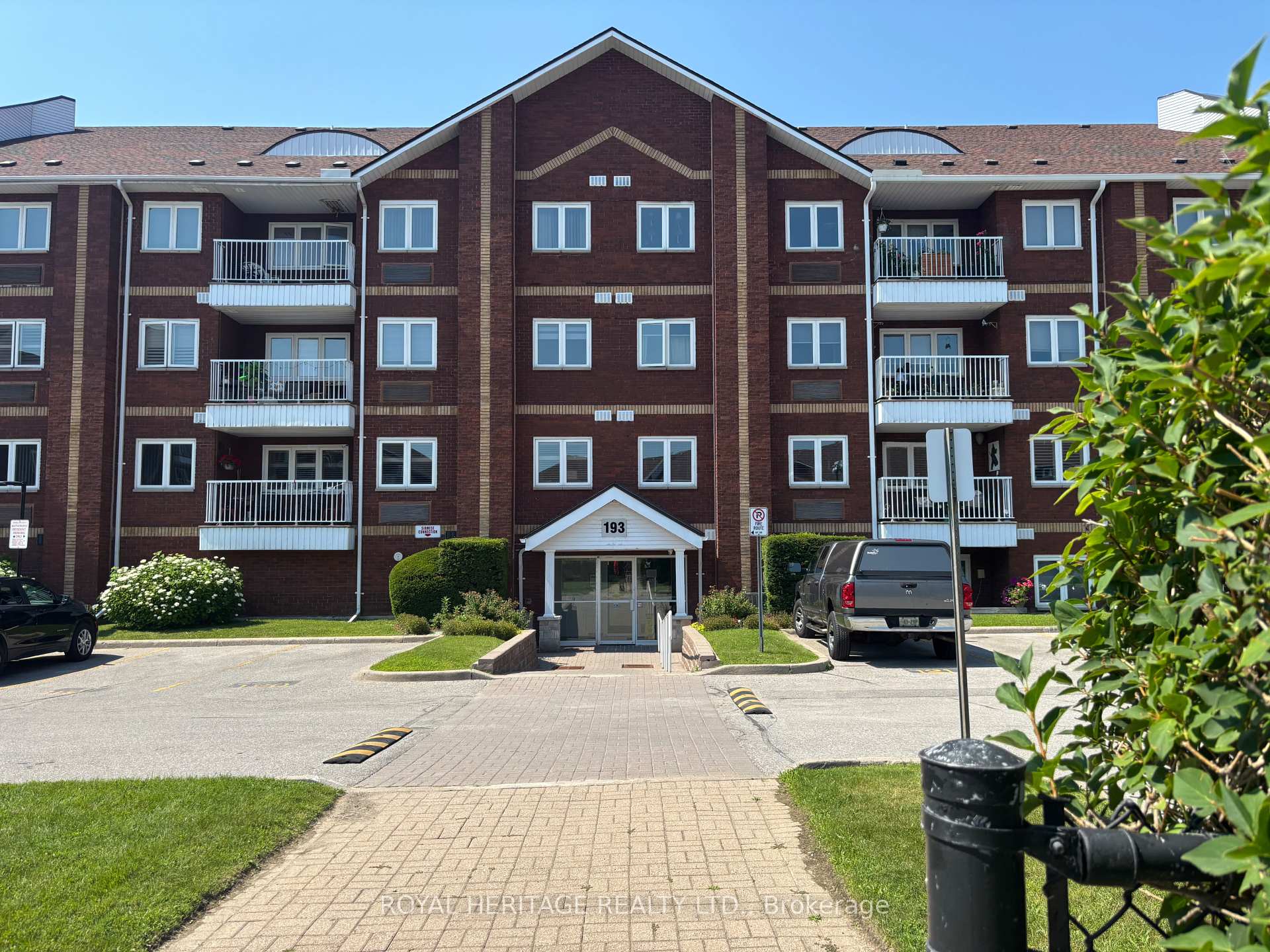 Photo 1 of Unit 220, 193 Lake Drive, Ajax, South West — HOMEH