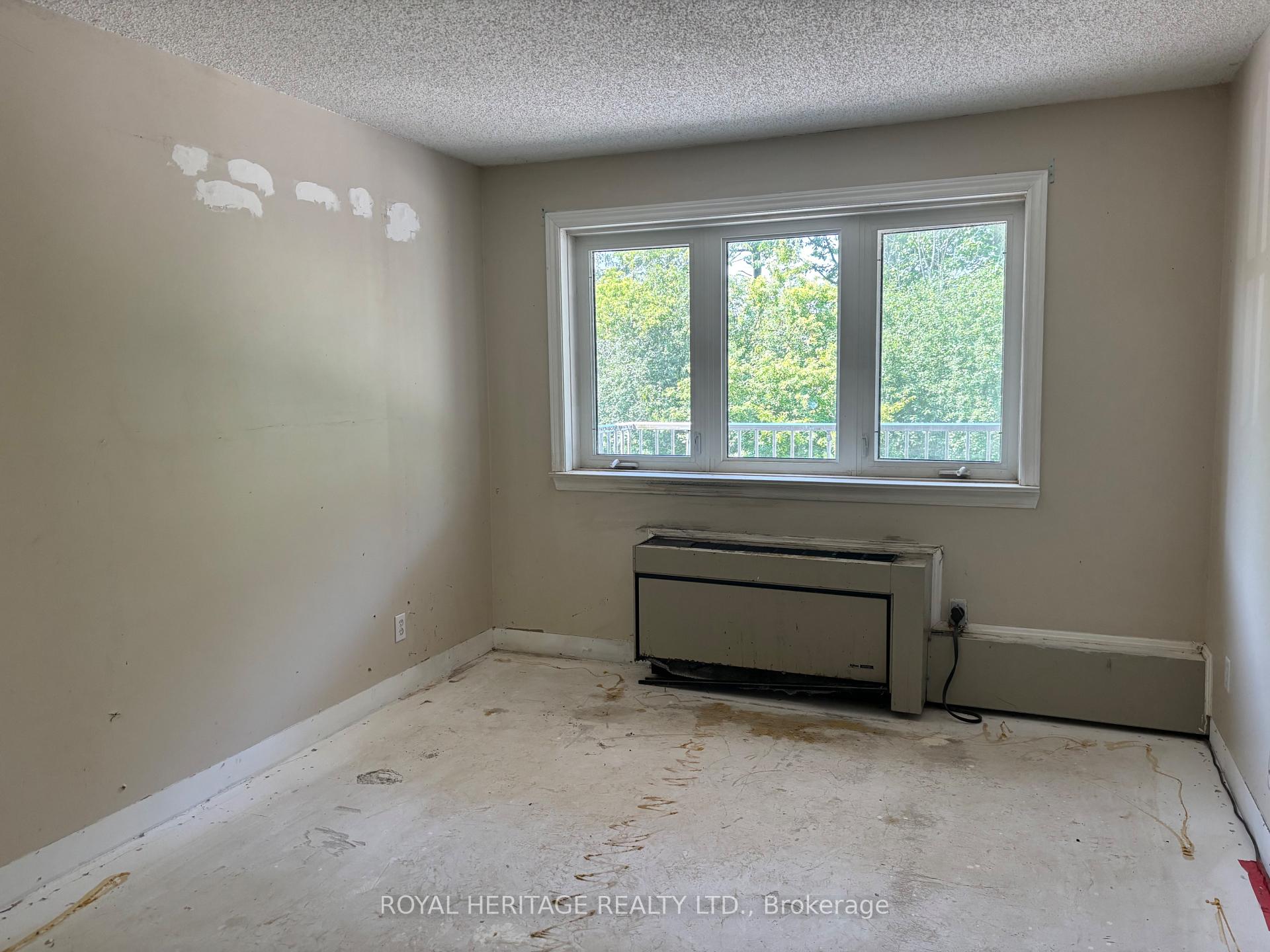 Photo 6 of Unit 220, 193 Lake Drive, Ajax, South West — HOMEH