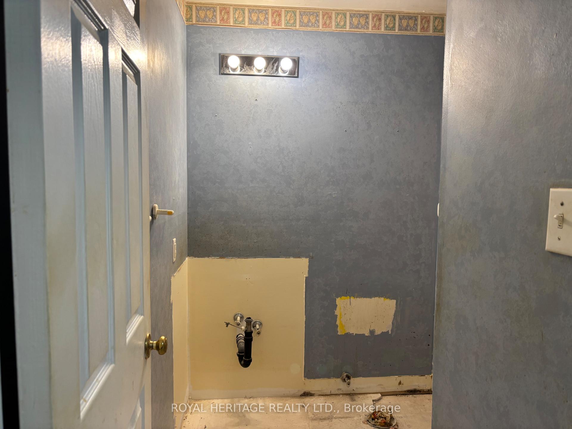 Photo 10 of Unit 220, 193 Lake Drive, Ajax, South West — HOMEH