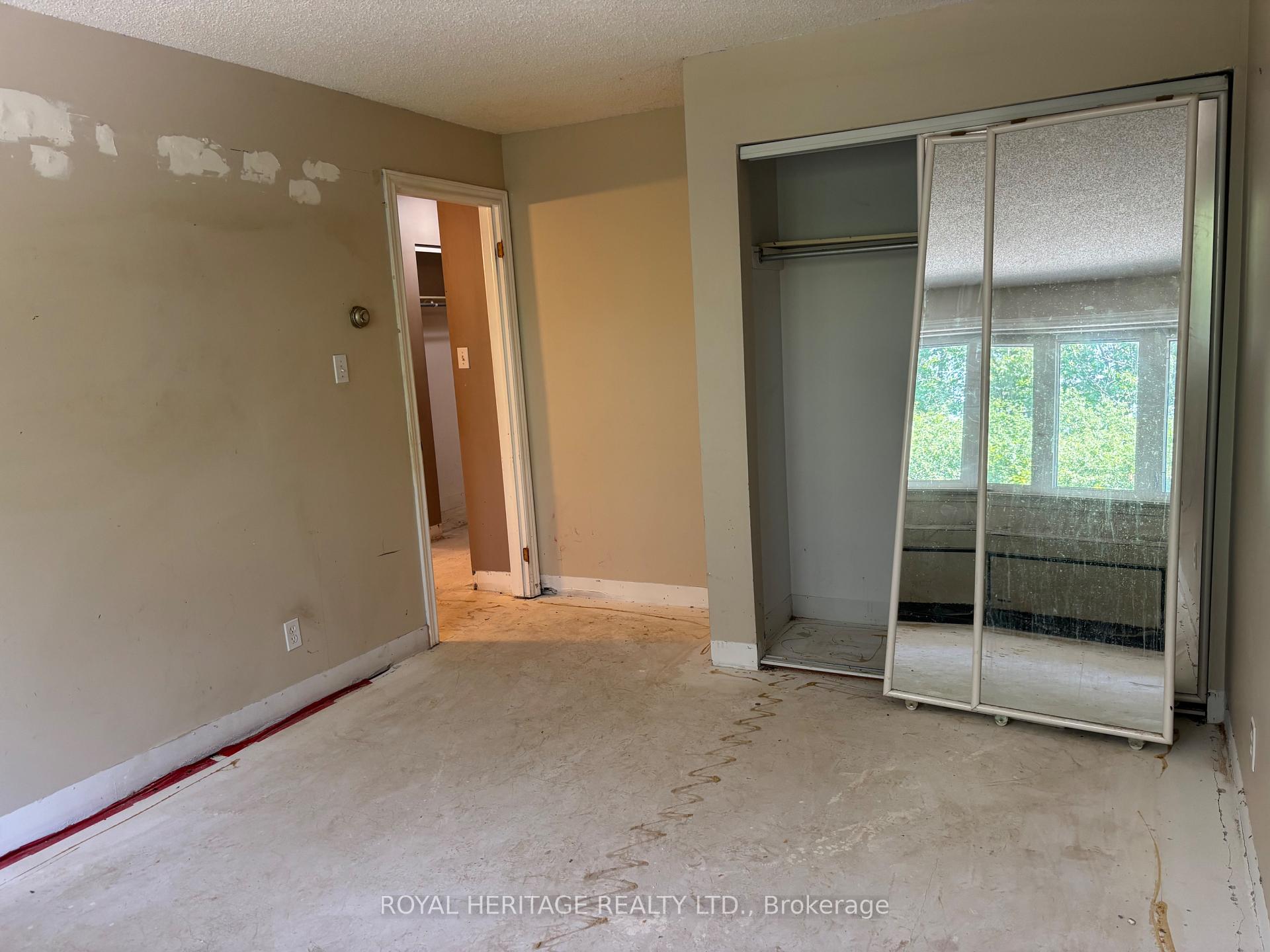 Photo 11 of Unit 220, 193 Lake Drive, Ajax, South West — HOMEH