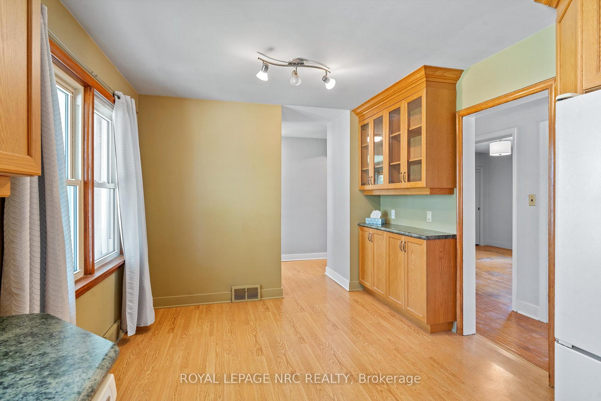 Photo 11 of 66 Masterson Drive, St. Catharines, Glendale/Glenridge — HOMEH