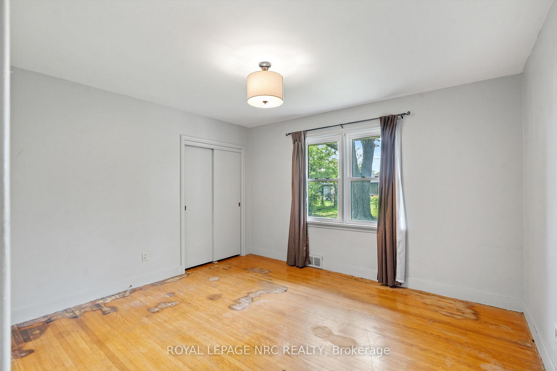 Photo 13 of 66 Masterson Drive, St. Catharines, Glendale/Glenridge — HOMEH