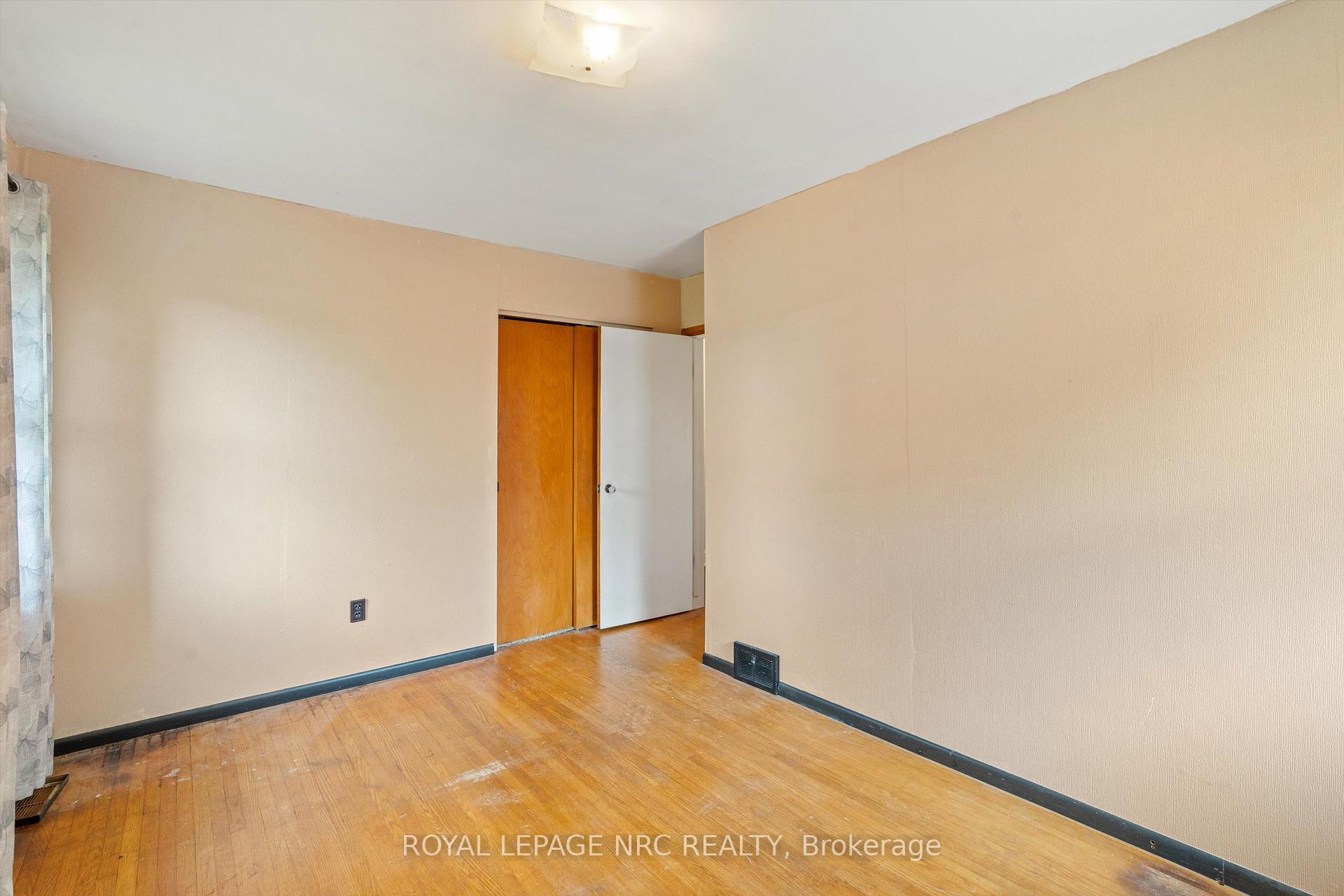 Photo 16 of 66 Masterson Drive, St. Catharines, Glendale/Glenridge — HOMEH