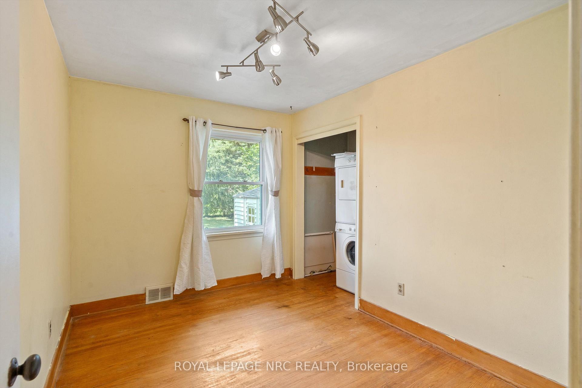 Photo 17 of 66 Masterson Drive, St. Catharines, Glendale/Glenridge — HOMEH