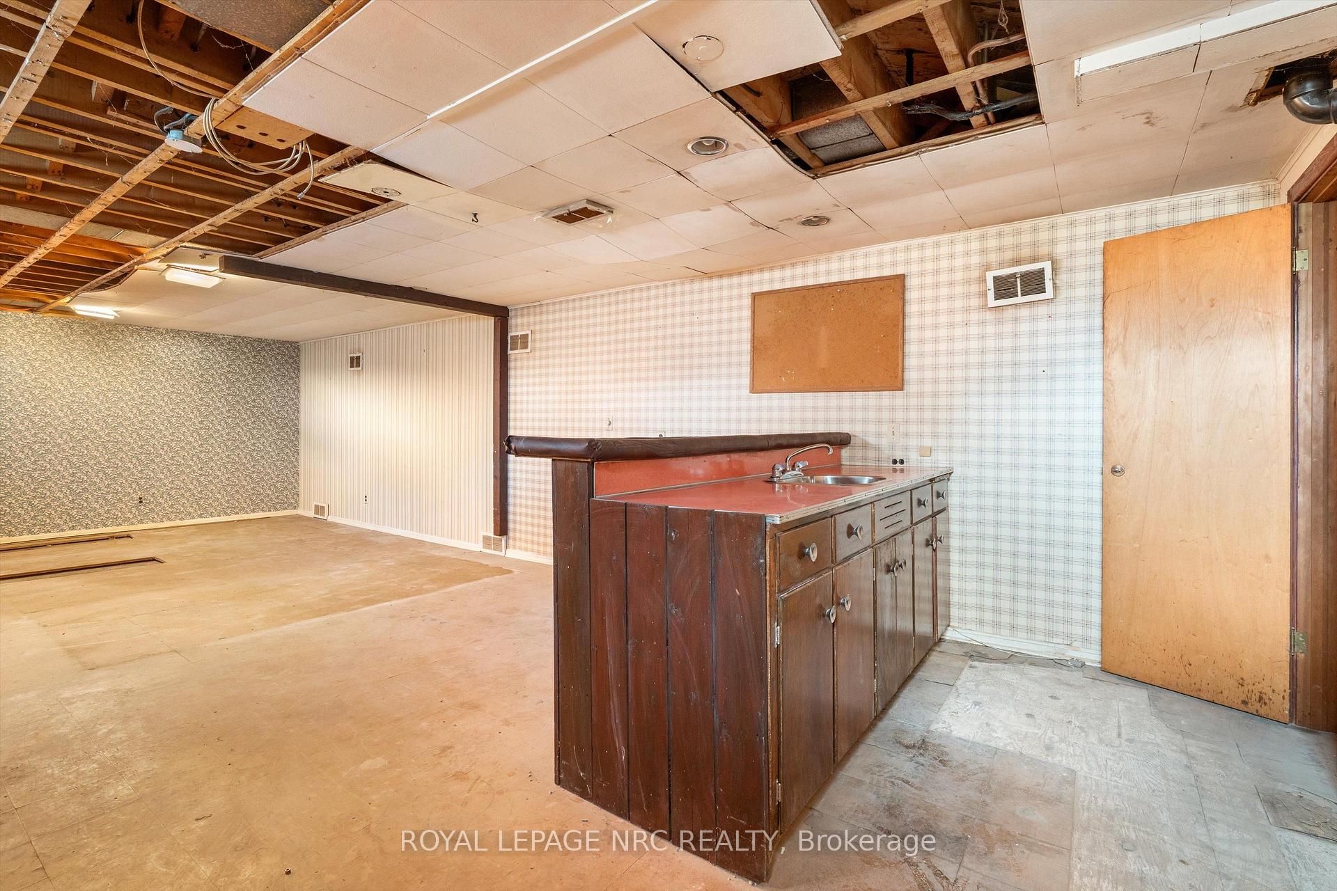 Photo 22 of 66 Masterson Drive, St. Catharines, Glendale/Glenridge — HOMEH