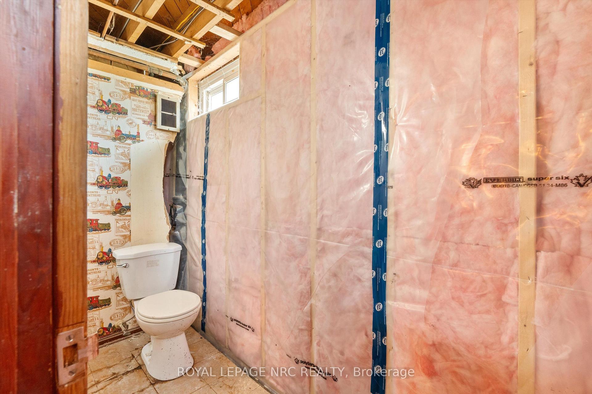 Photo 25 of 66 Masterson Drive, St. Catharines, Glendale/Glenridge — HOMEH