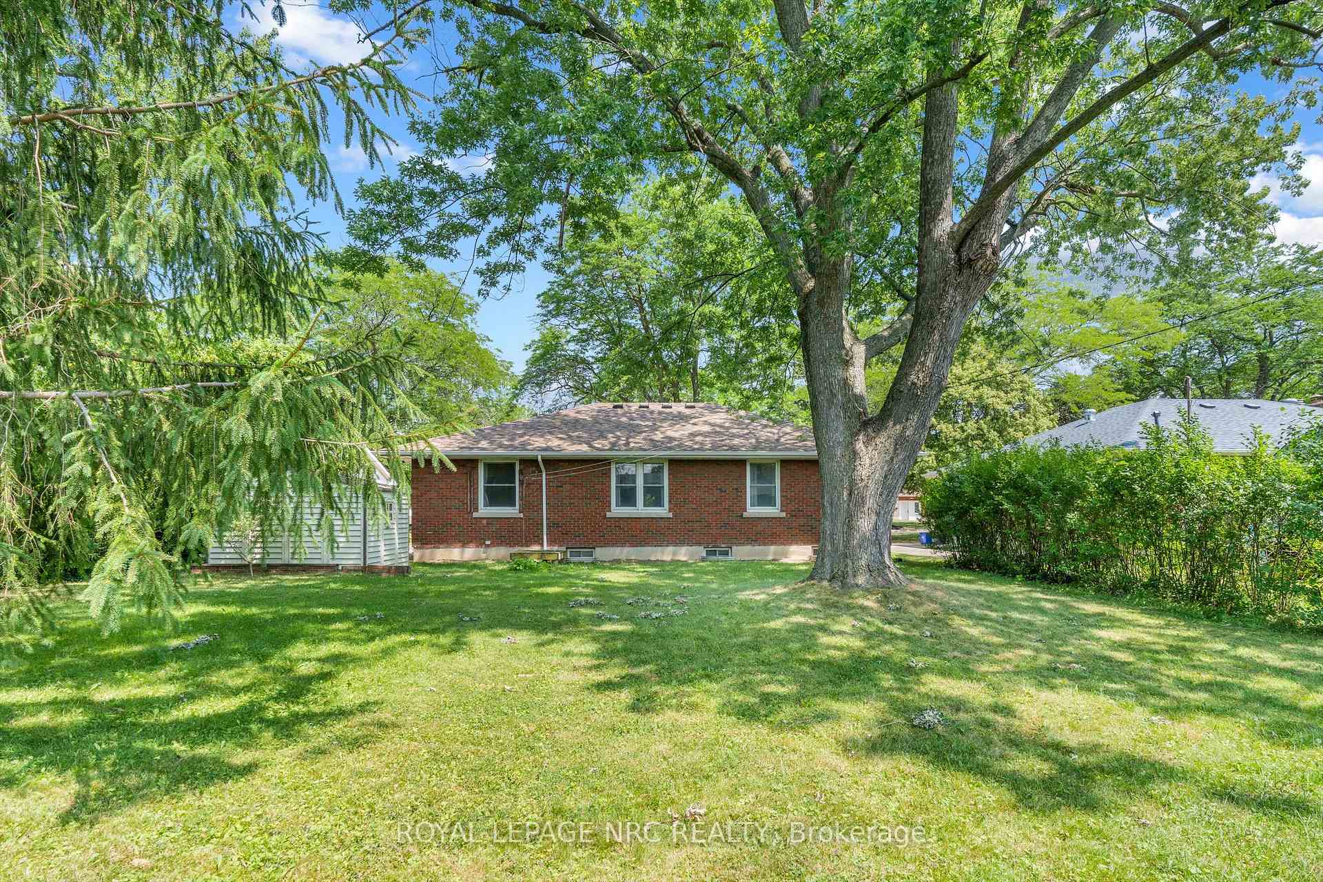 Photo 28 of 66 Masterson Drive, St. Catharines, Glendale/Glenridge — HOMEH