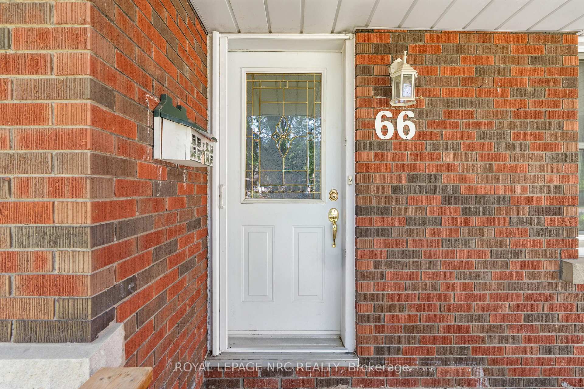 Photo 39 of 66 Masterson Drive, St. Catharines, Glendale/Glenridge — HOMEH