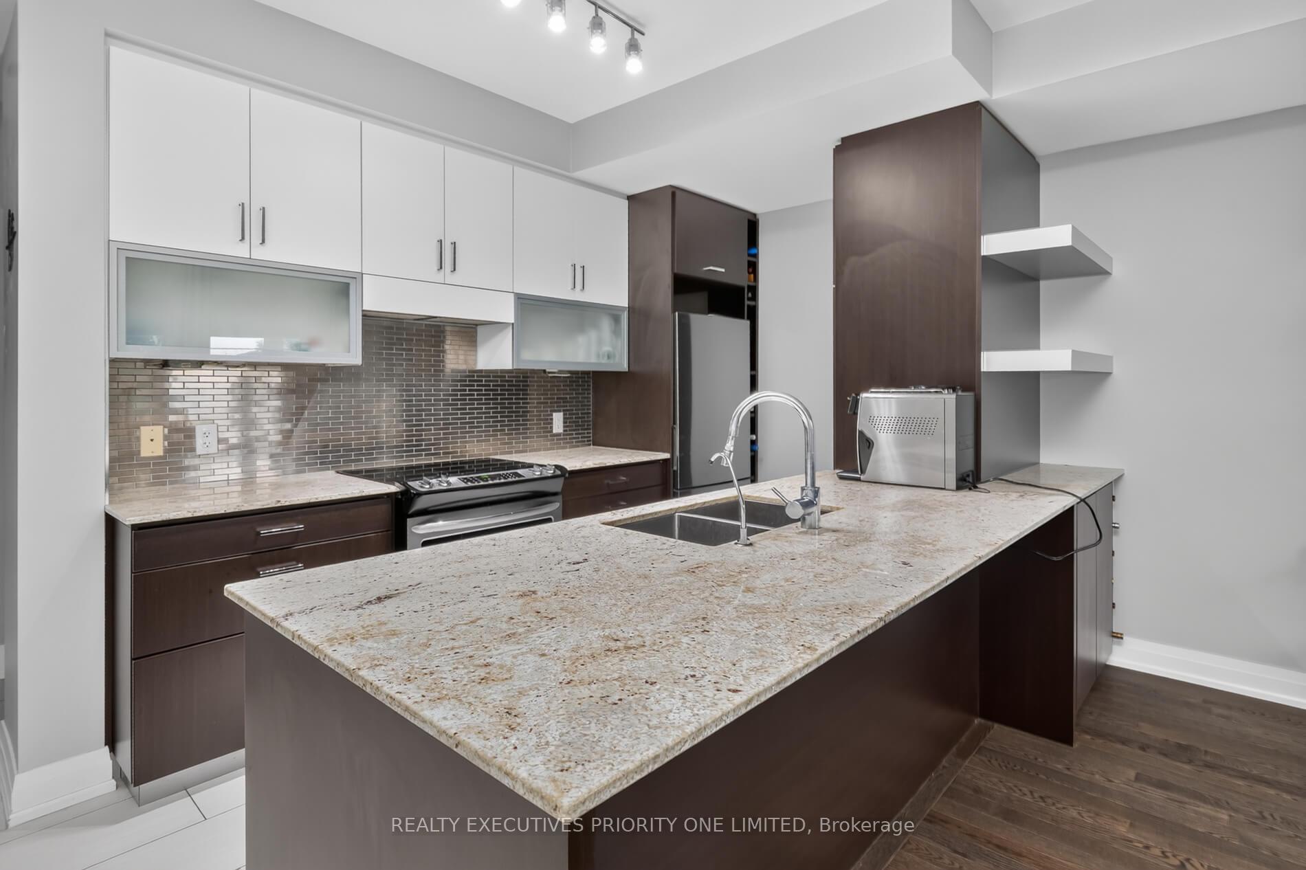 Photo 15 of Unit 59, 8161 Kipling Avenue, Vaughan, West Woodbridge — HOMEH
