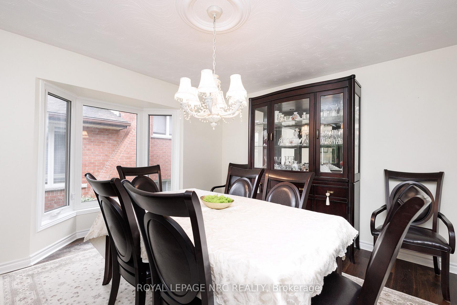 Photo 11 of 124 Glen Park Drive, Welland, Prince Charles — HOMEH