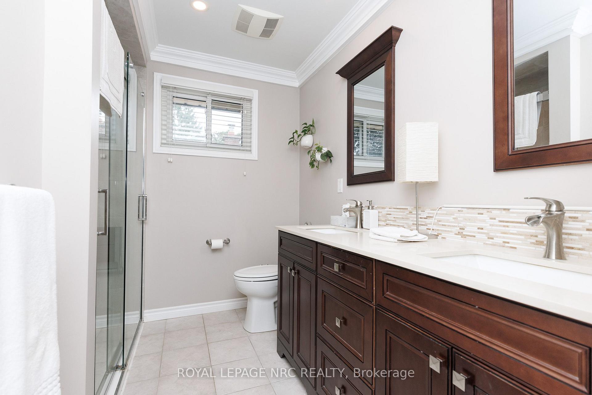 Photo 23 of 124 Glen Park Drive, Welland, Prince Charles — HOMEH