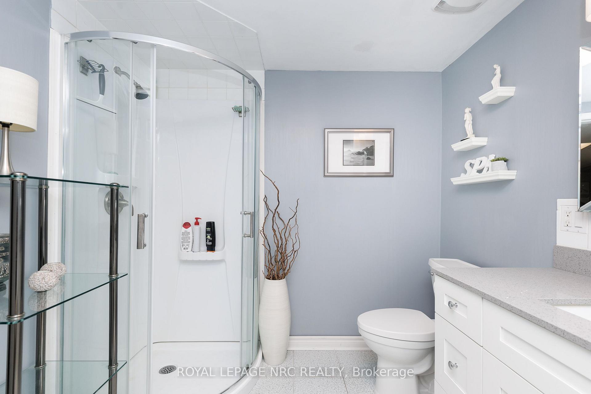 Photo 36 of 124 Glen Park Drive, Welland, Prince Charles — HOMEH