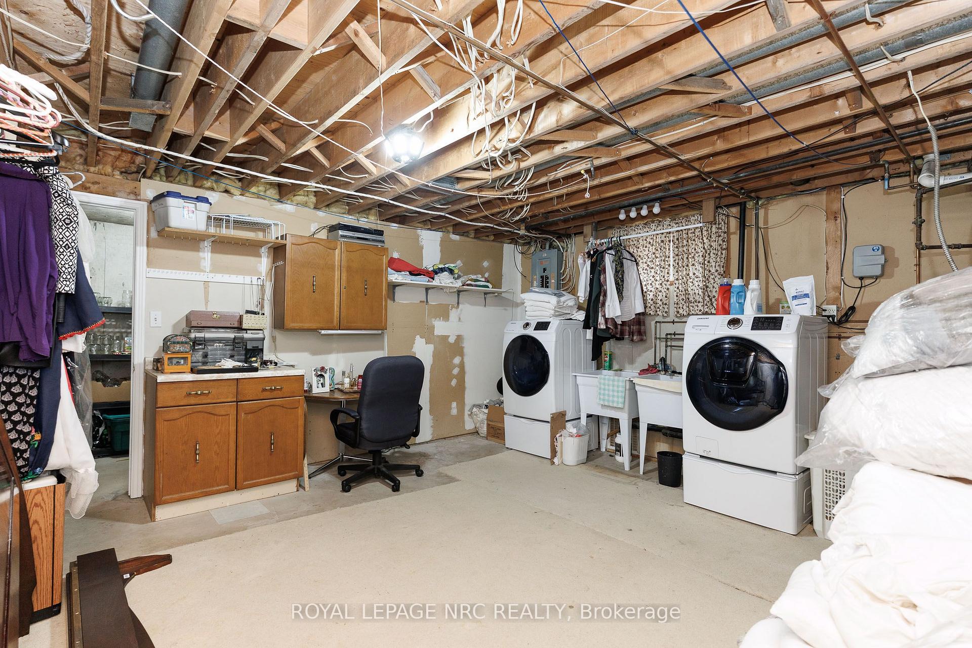 Photo 37 of 124 Glen Park Drive, Welland, Prince Charles — HOMEH