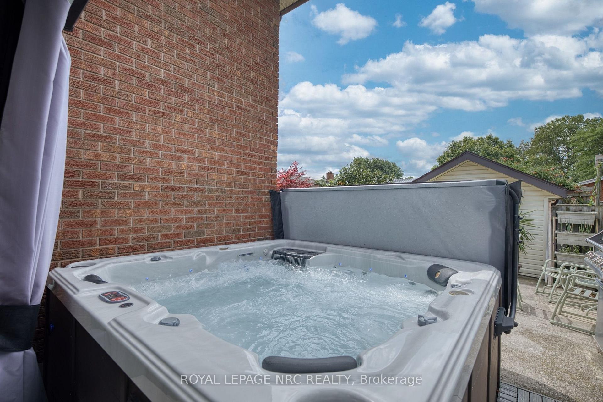 Photo 42 of 124 Glen Park Drive, Welland, Prince Charles — HOMEH