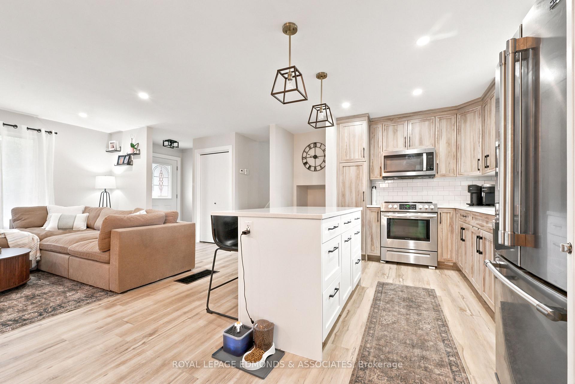 Photo 13 of 2 Herman Street, Petawawa, Petawawa — HOMEH