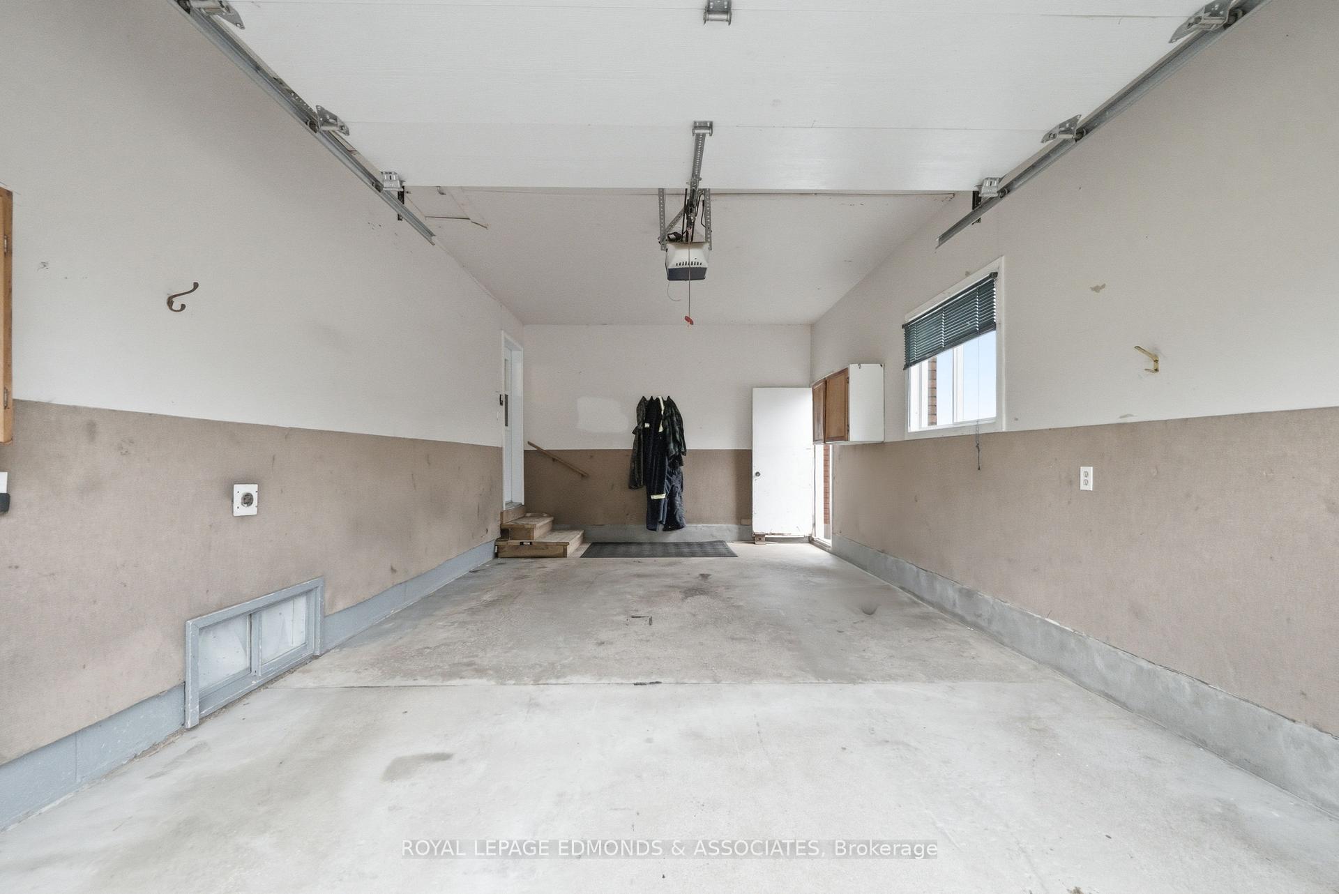 Photo 41 of 2 Herman Street, Petawawa, Petawawa — HOMEH
