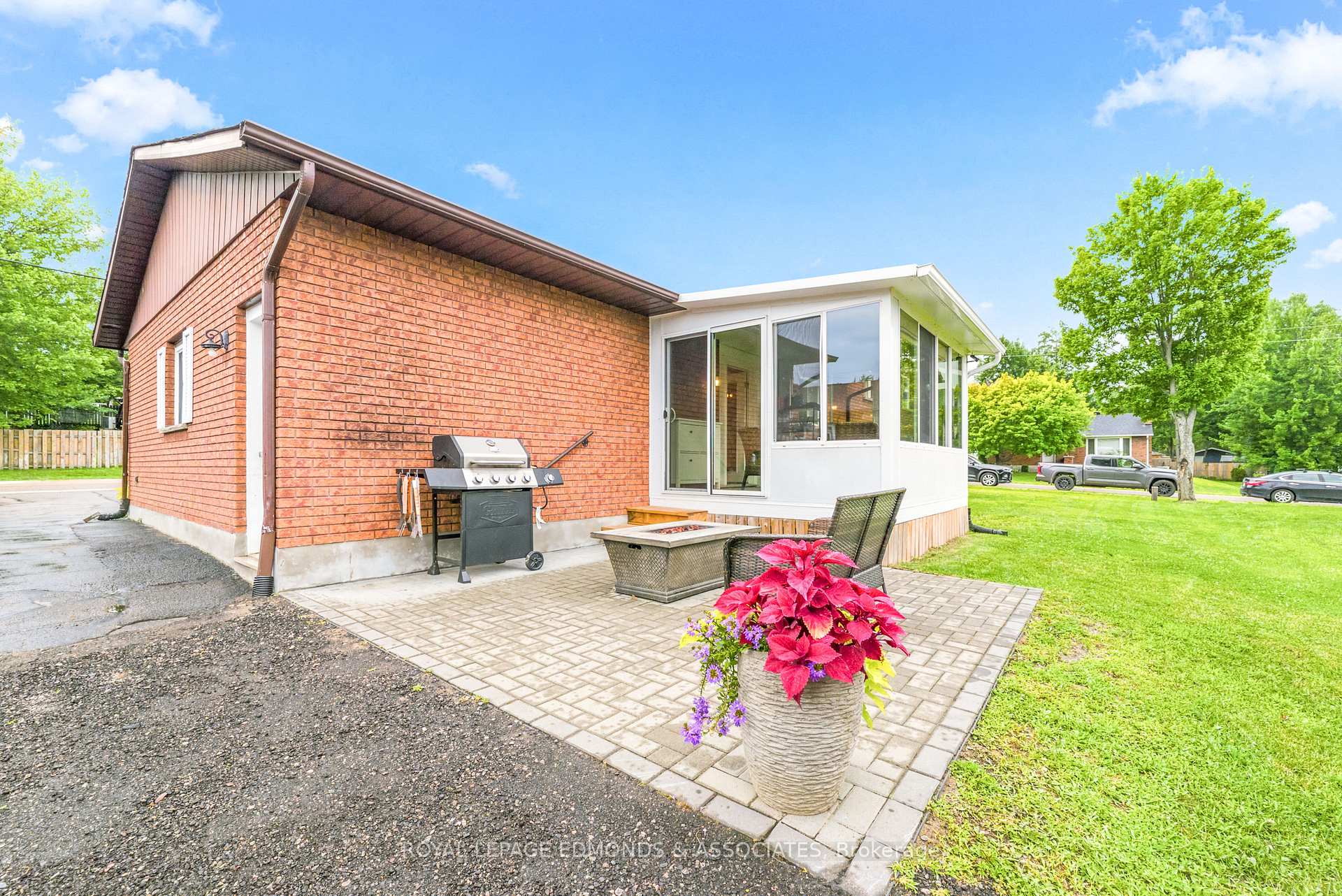 Photo 43 of 2 Herman Street, Petawawa, Petawawa — HOMEH