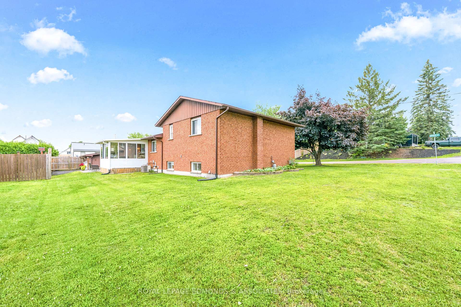 Photo 46 of 2 Herman Street, Petawawa, Petawawa — HOMEH