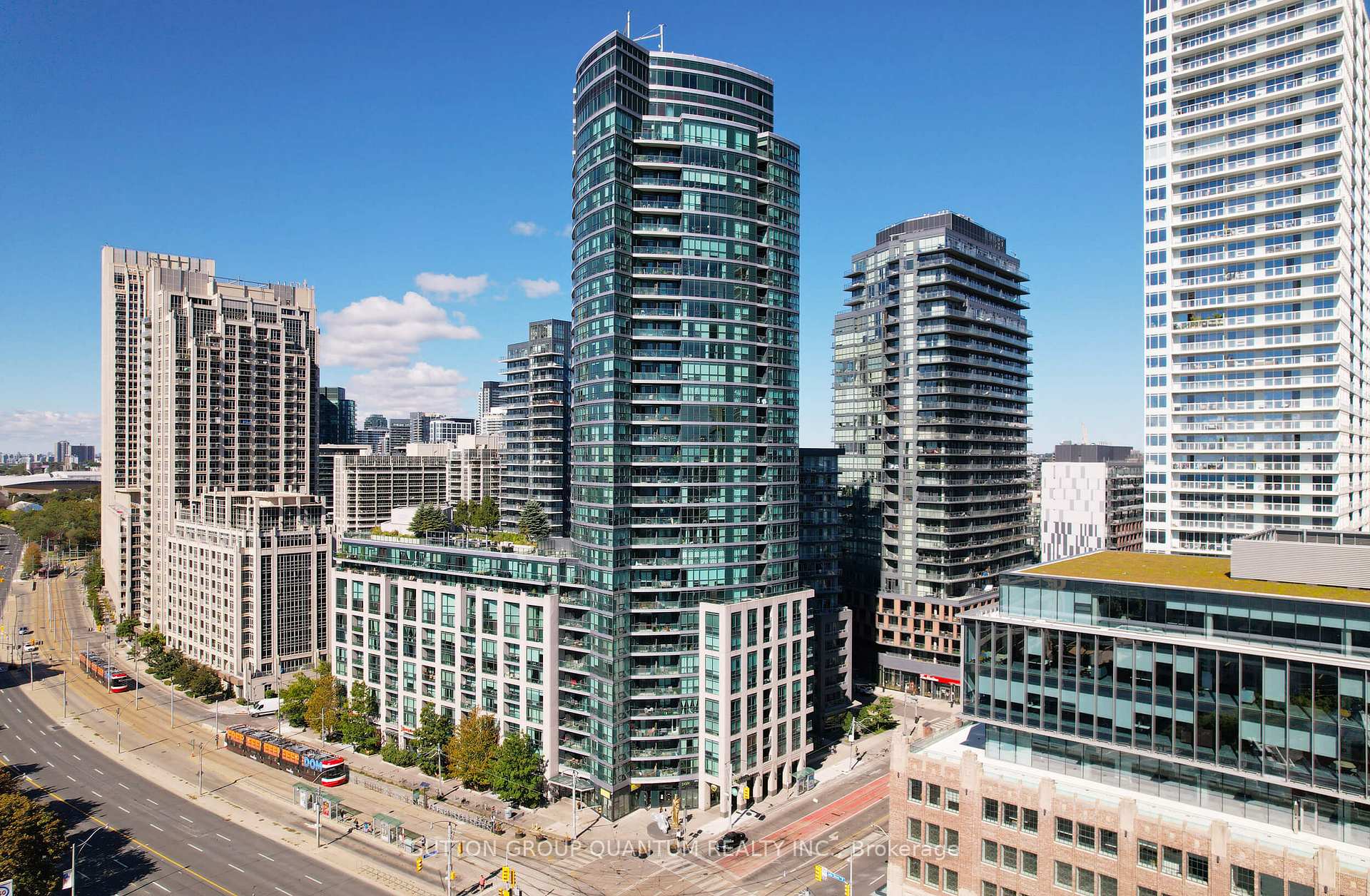 Photo 1 of Unit 507, 600 Fleet Street, Toronto, Niagara — HOMEH