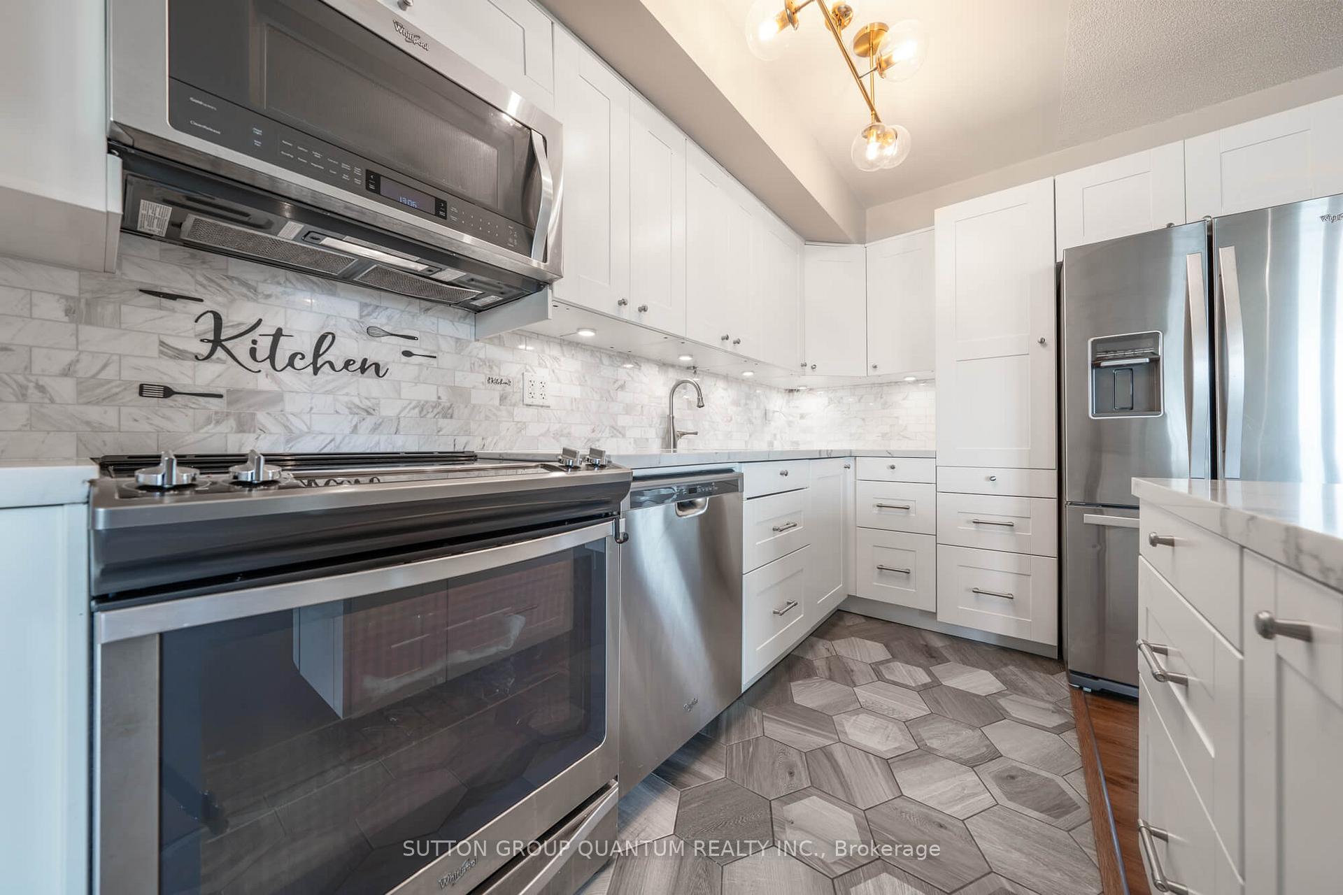 Photo 5 of Unit 507, 600 Fleet Street, Toronto, Niagara — HOMEH
