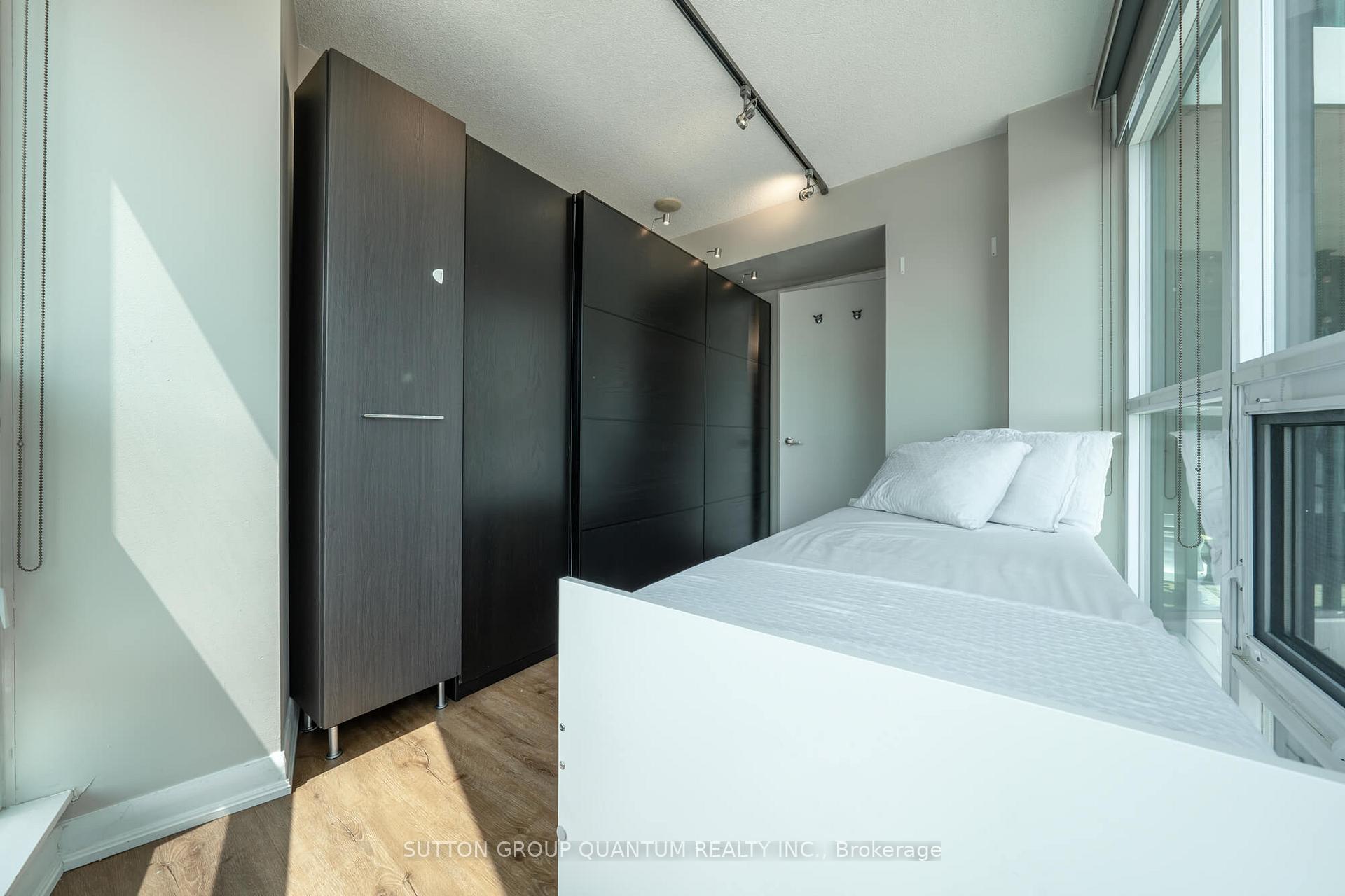Photo 15 of Unit 507, 600 Fleet Street, Toronto, Niagara — HOMEH