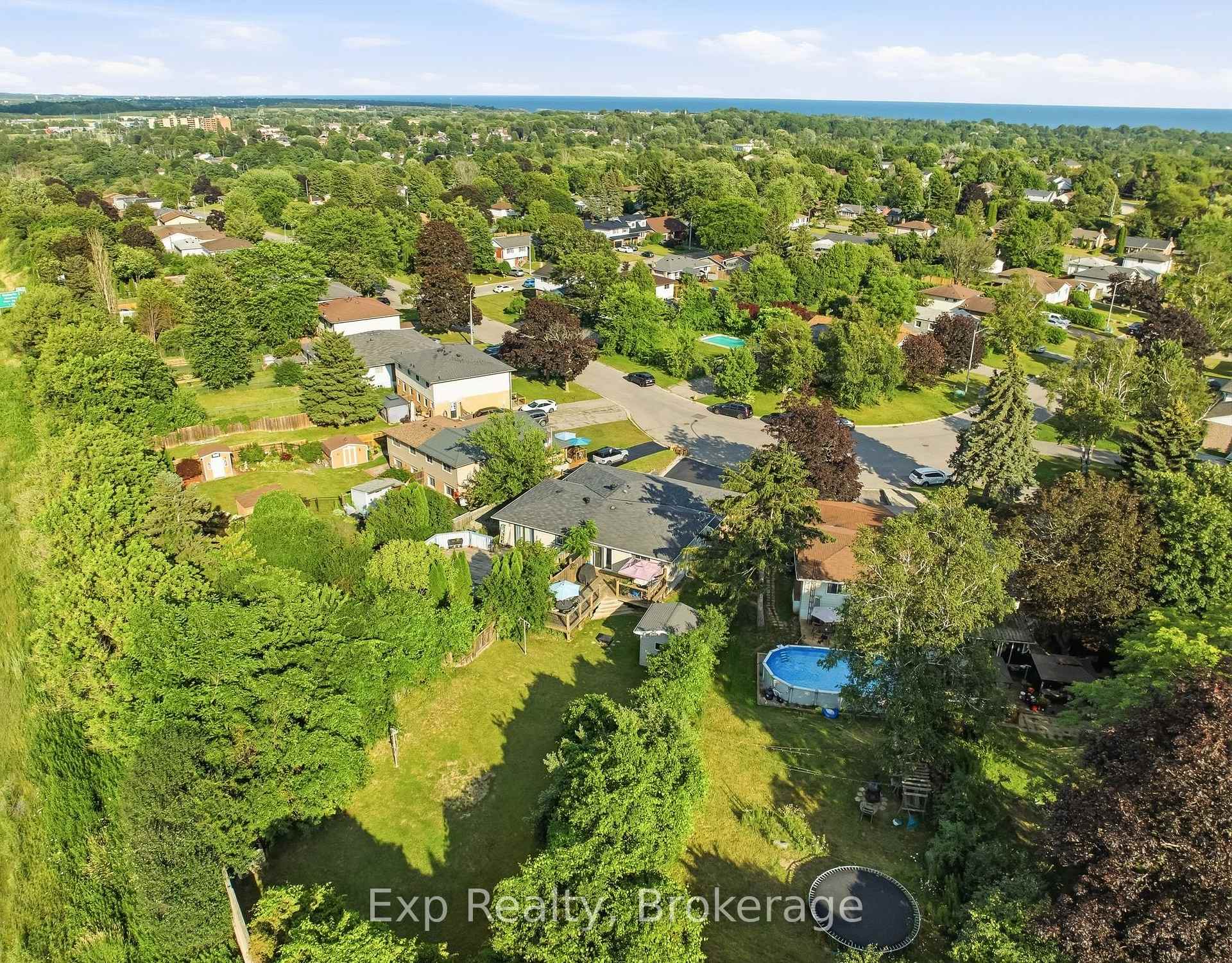 Photo 35 of 58A Crossley Drive, Port Hope — HOMEH