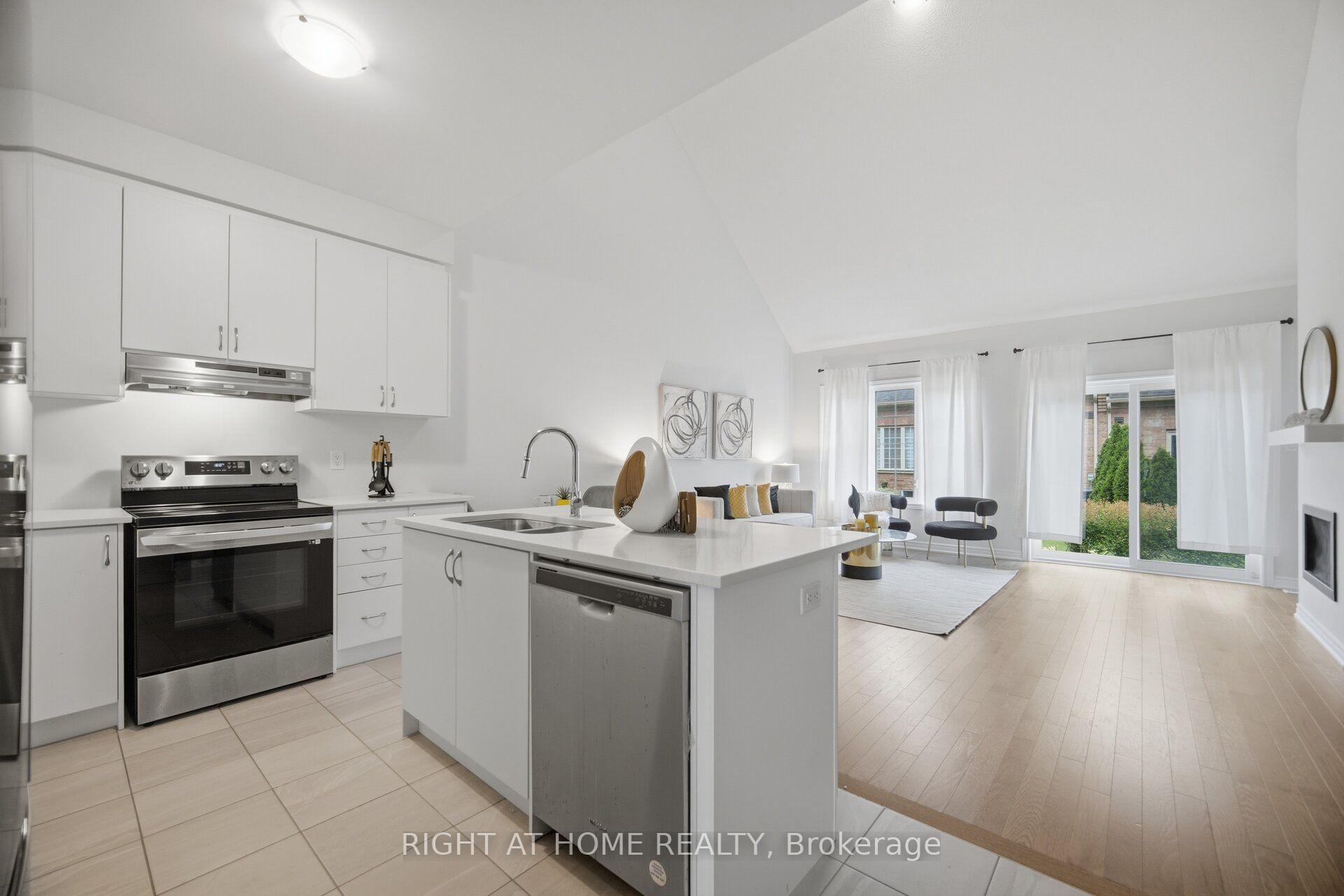 Photo 8 of 41 Overlea Drive, Brampton, Sandringham-Wellington — HOMEH